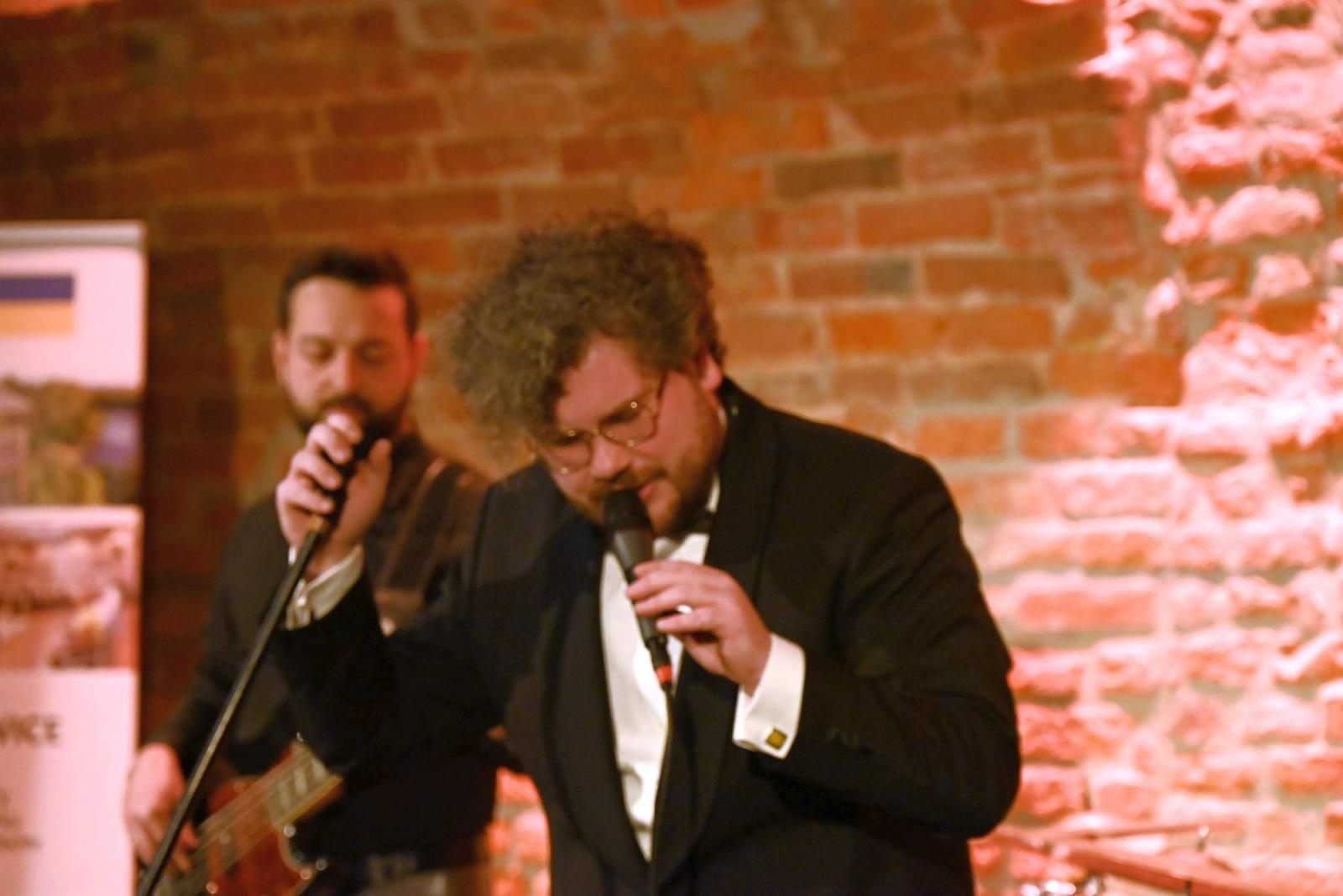 Zdjęcie w galerii na portalu naszraciborz.pl: Przeboje Wodeckiego wybrzmiały w Tworkowie wiadomości z regionu