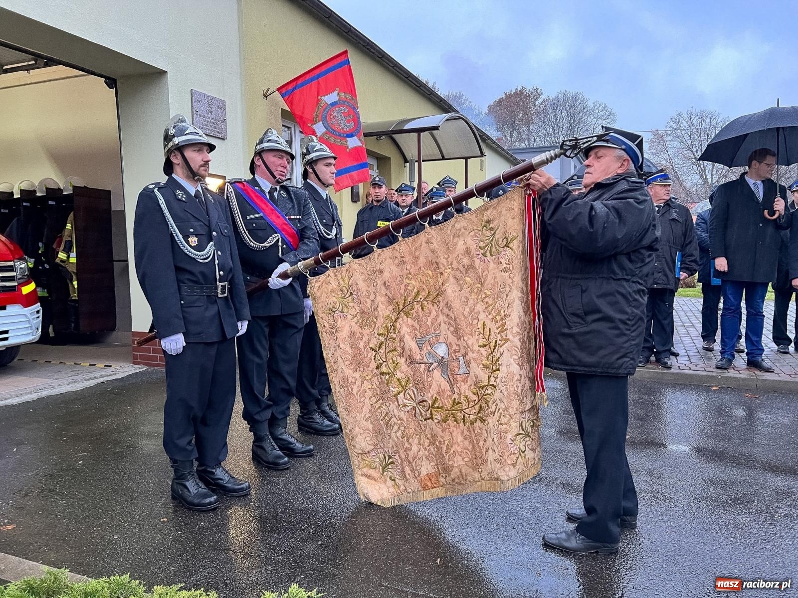 Zdjęcie w galerii na portalu naszraciborz.pl: Druhowie z Rzuchowa świętują 125-lecie swojej jednostki [FOTO i WIDEO] wiadomości z regionu