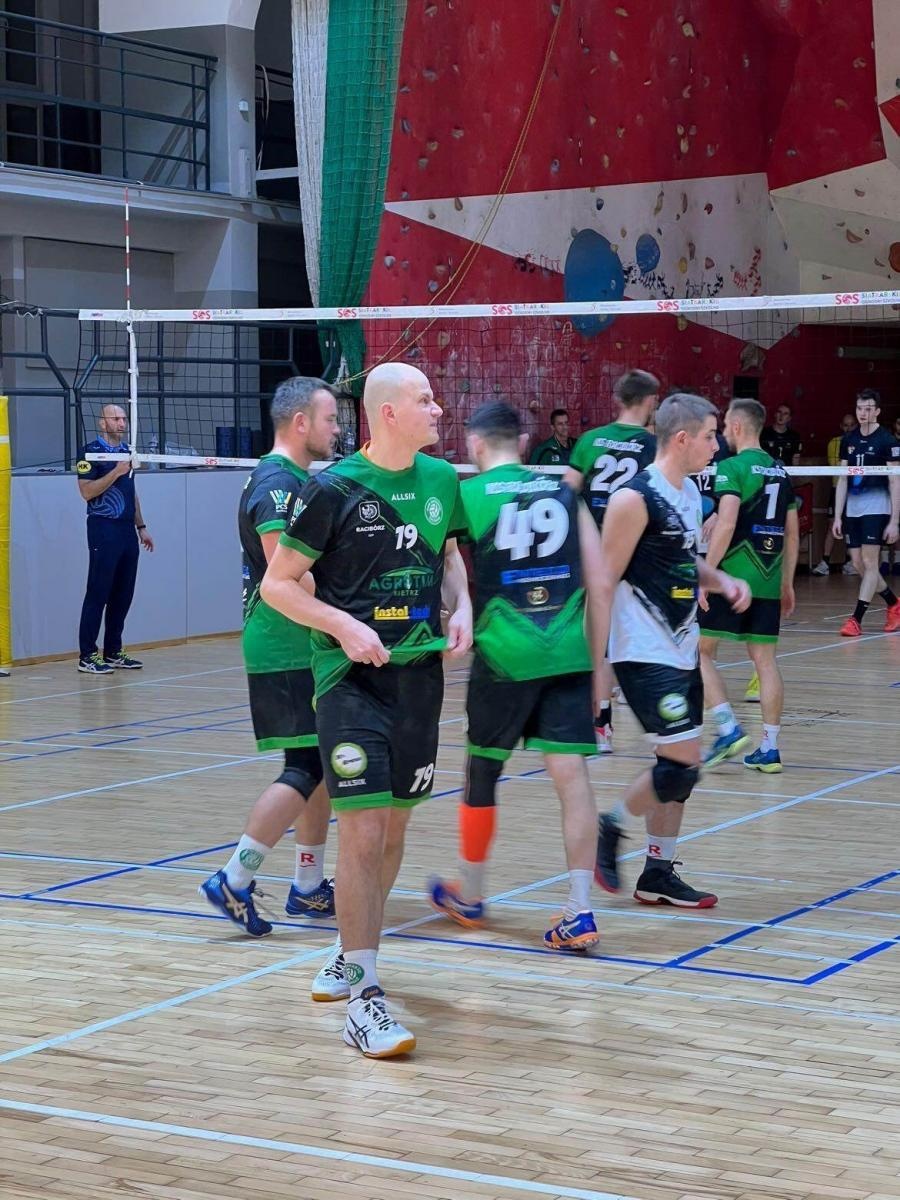 Zdjęcie w galerii na portalu naszraciborz.pl: Żadna seria nie trwa wiecznie. KS Racibórz poległ w Jaworznie wiadomości z regionu