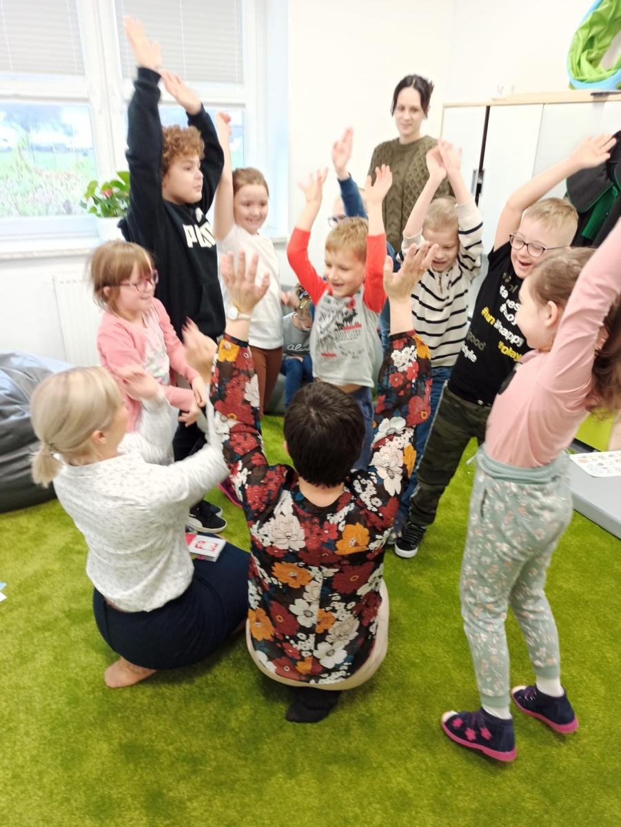 Zdjęcie w galerii na portalu naszraciborz.pl: Każdy mógł przez chwilę poczuć się jak prawdziwy adwokat... wiadomości z regionu