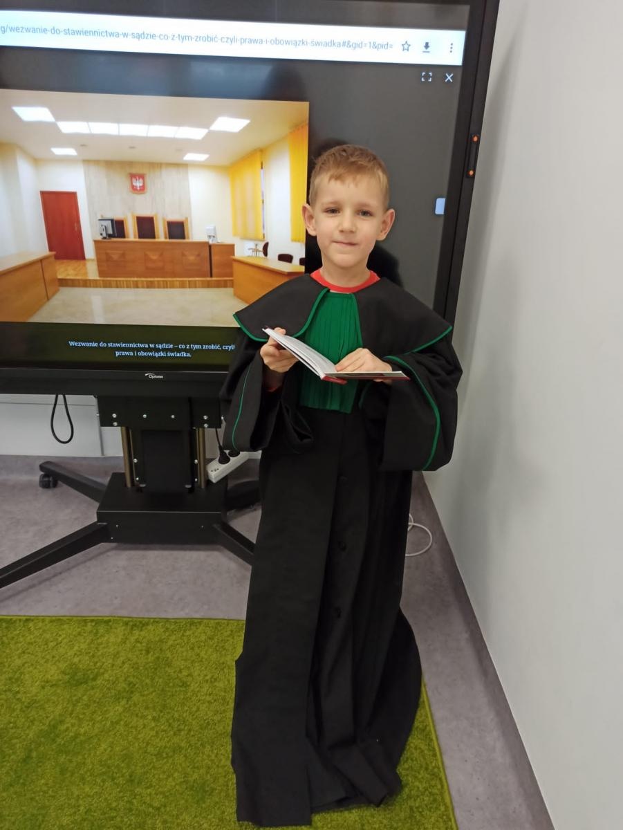 Zdjęcie w galerii na portalu naszraciborz.pl: Każdy mógł przez chwilę poczuć się jak prawdziwy adwokat... wiadomości z regionu