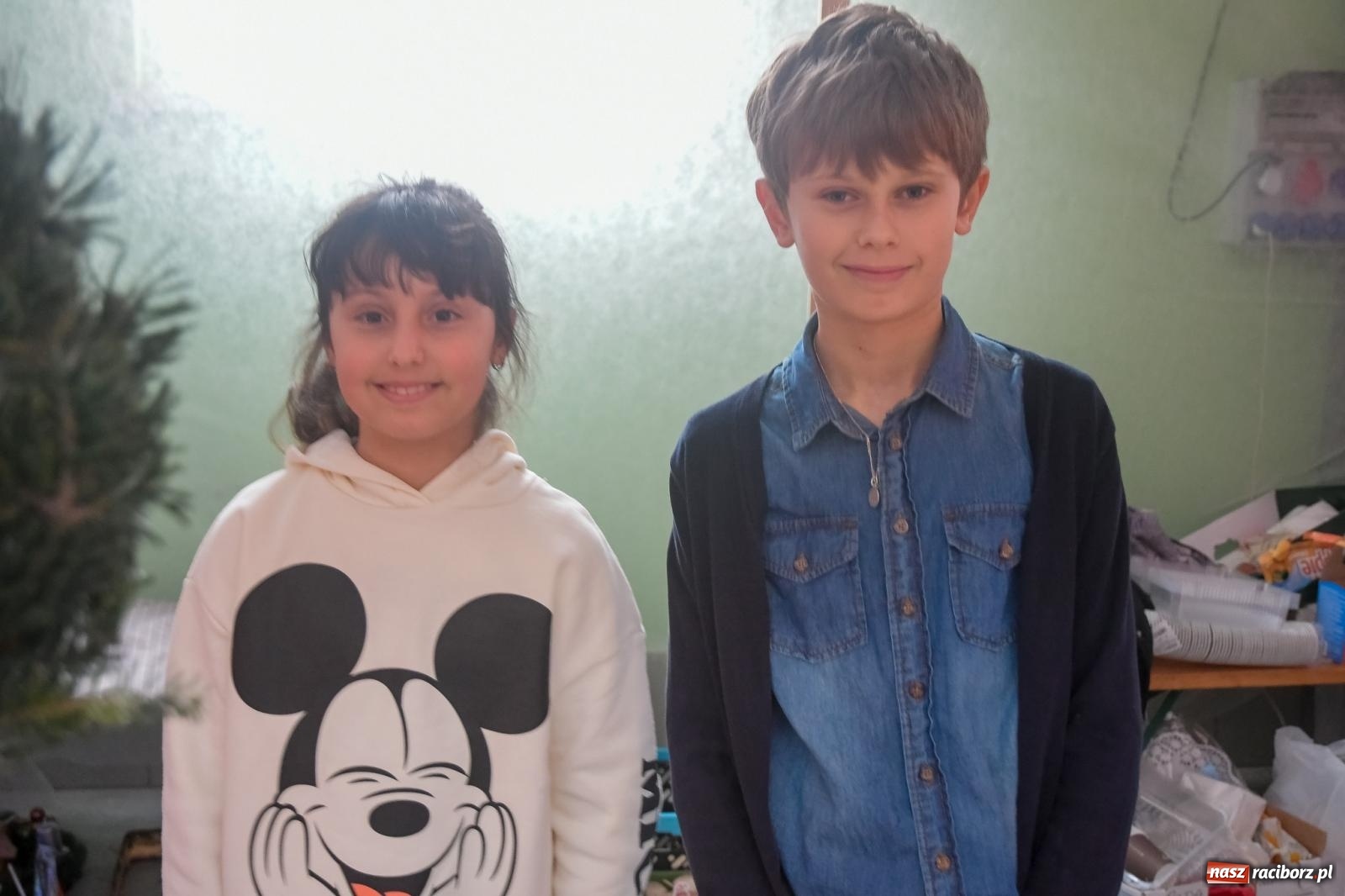 Zdjęcie w galerii na portalu naszraciborz.pl: Tłumy na kiermaszu bożonarodzeniowym w Pietrowicach Wielkich [FOTO i WIDEO] wiadomości z regionu