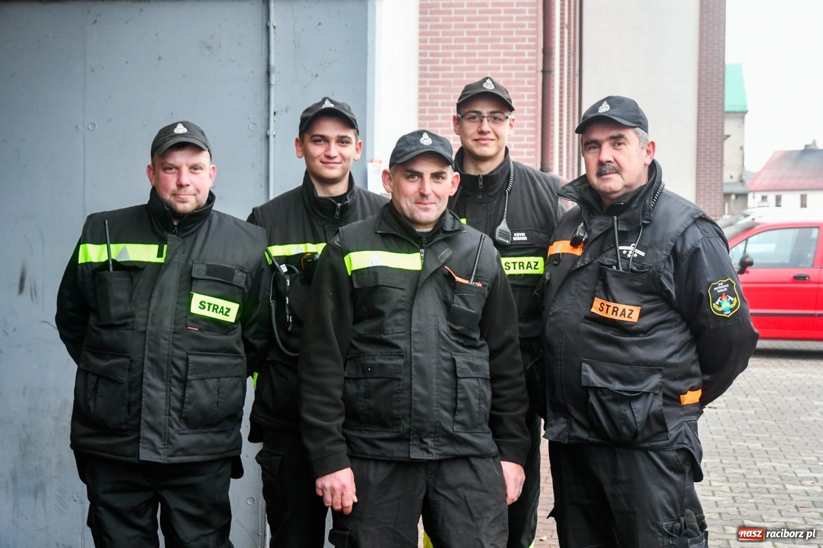 Zdjęcie w galerii na portalu naszraciborz.pl: Tłumy na kiermaszu bożonarodzeniowym w Pietrowicach Wielkich [FOTO i WIDEO] wiadomości z regionu