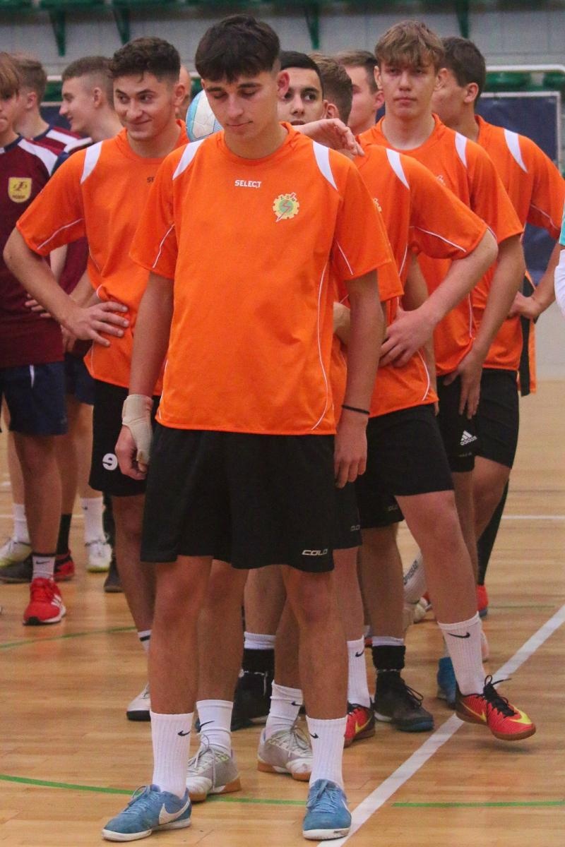 Zdjęcie w galerii na portalu naszraciborz.pl: Drużyna Mechanika wygrywa Makroregionalny Turniej Halowej Piłki Nożnej wiadomości z regionu