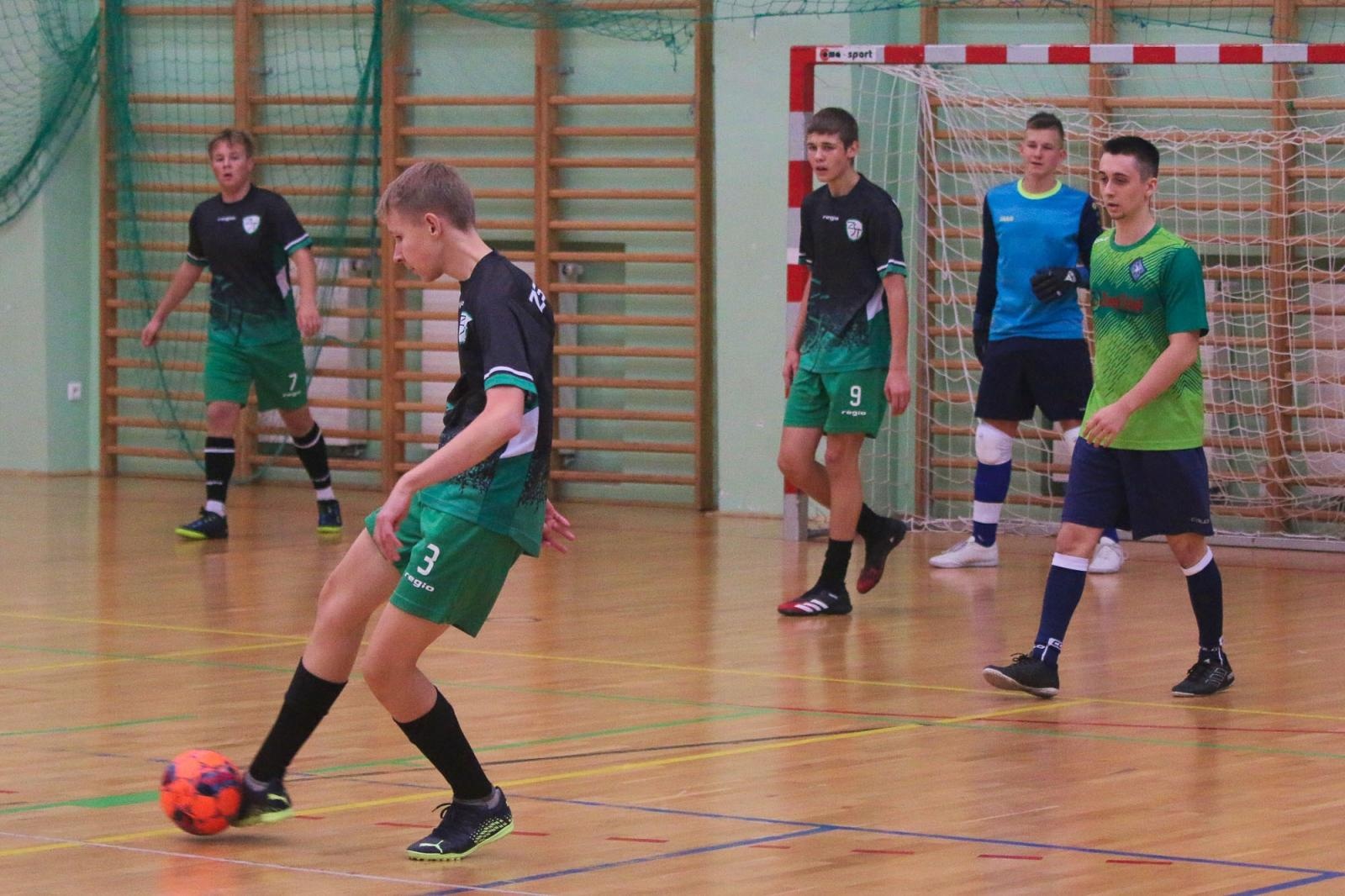 Zdjęcie w galerii na portalu naszraciborz.pl: Drużyna Mechanika wygrywa Makroregionalny Turniej Halowej Piłki Nożnej wiadomości z regionu