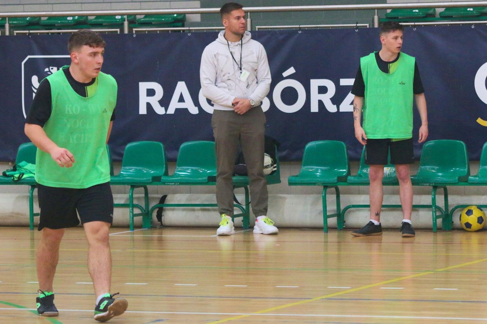 Zdjęcie w galerii na portalu naszraciborz.pl: Drużyna Mechanika wygrywa Makroregionalny Turniej Halowej Piłki Nożnej wiadomości z regionu