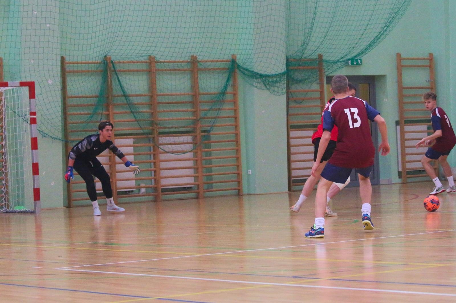 Zdjęcie w galerii na portalu naszraciborz.pl: Drużyna Mechanika wygrywa Makroregionalny Turniej Halowej Piłki Nożnej wiadomości z regionu