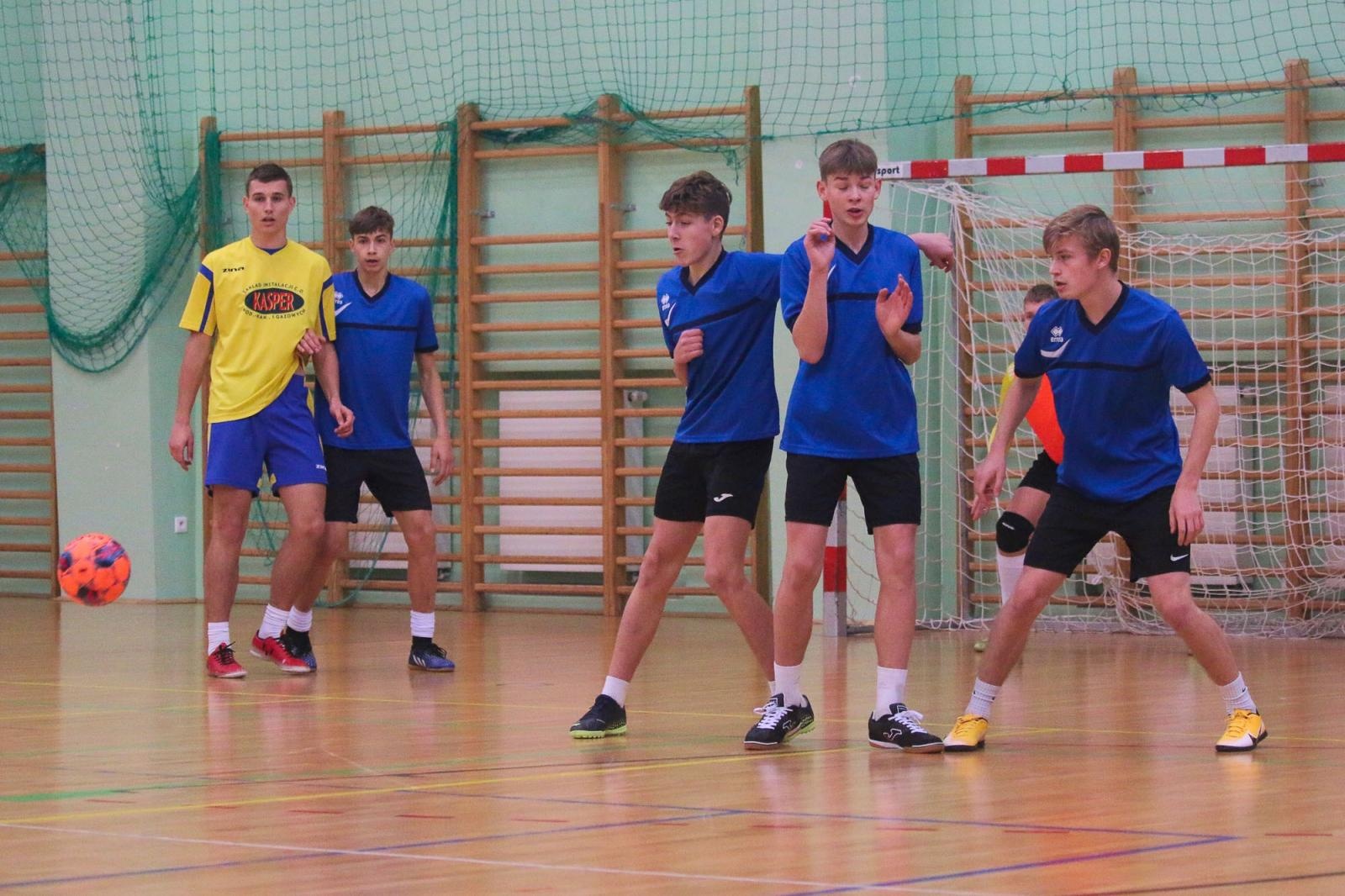 Zdjęcie w galerii na portalu naszraciborz.pl: Drużyna Mechanika wygrywa Makroregionalny Turniej Halowej Piłki Nożnej wiadomości z regionu