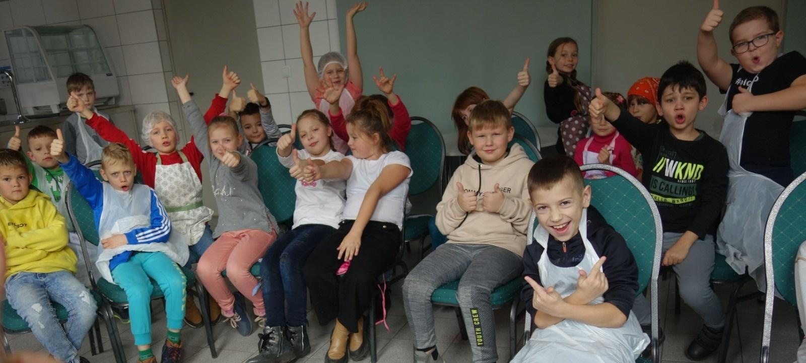 Zdjęcie w galerii na portalu naszraciborz.pl: Lokma i baklawa - piątek pełen cypryjskich słodyczy w raciborskim Gastronomiku wiadomości z regionu