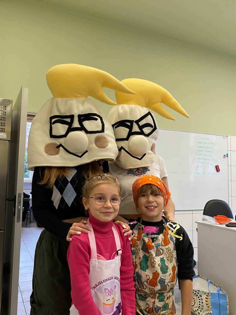 Zdjęcie w galerii na portalu naszraciborz.pl: Lokma i baklawa - piątek pełen cypryjskich słodyczy w raciborskim Gastronomiku wiadomości z regionu