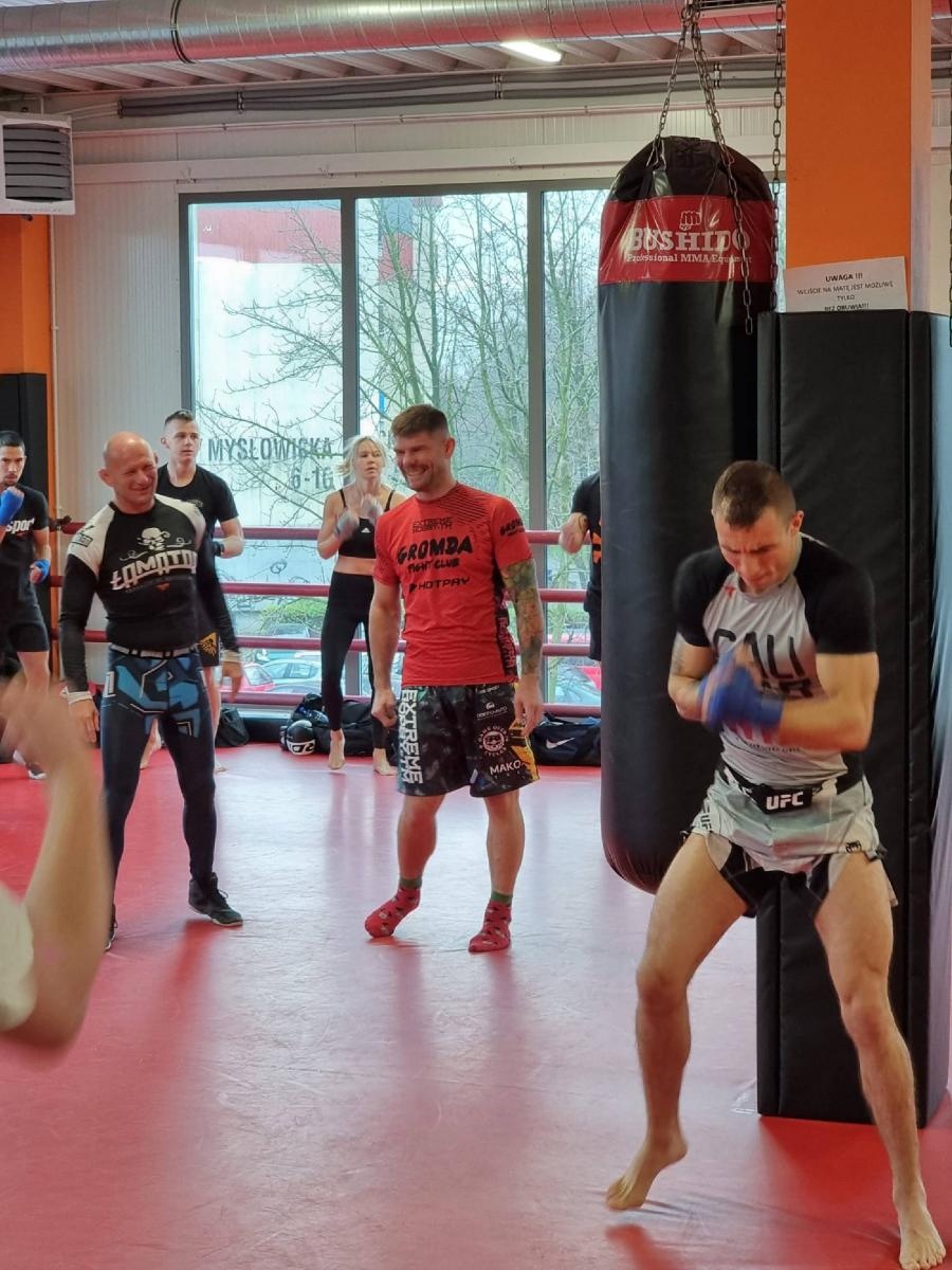 Zdjęcie w galerii na portalu naszraciborz.pl: Mistrz Gromdy w Brooklyn Gym w Raciborzu wiadomości z regionu