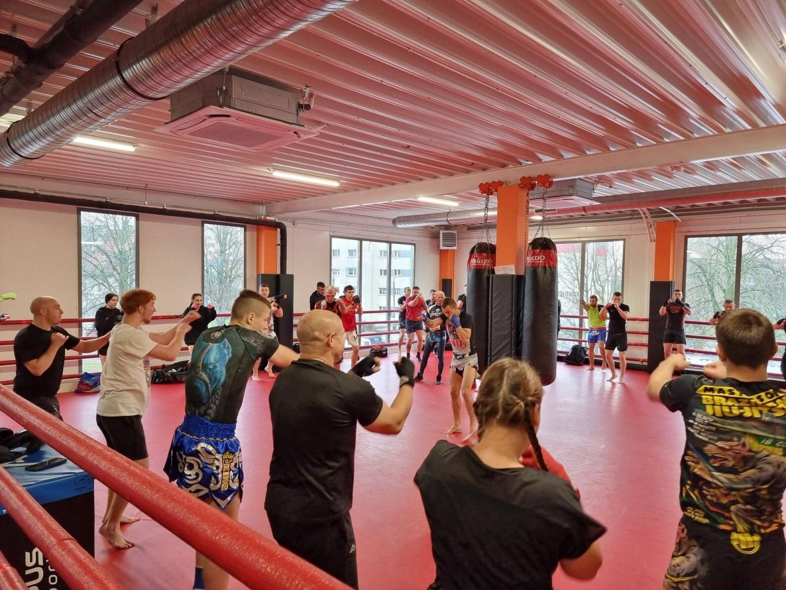 Zdjęcie w galerii na portalu naszraciborz.pl: Mistrz Gromdy w Brooklyn Gym w Raciborzu wiadomości z regionu