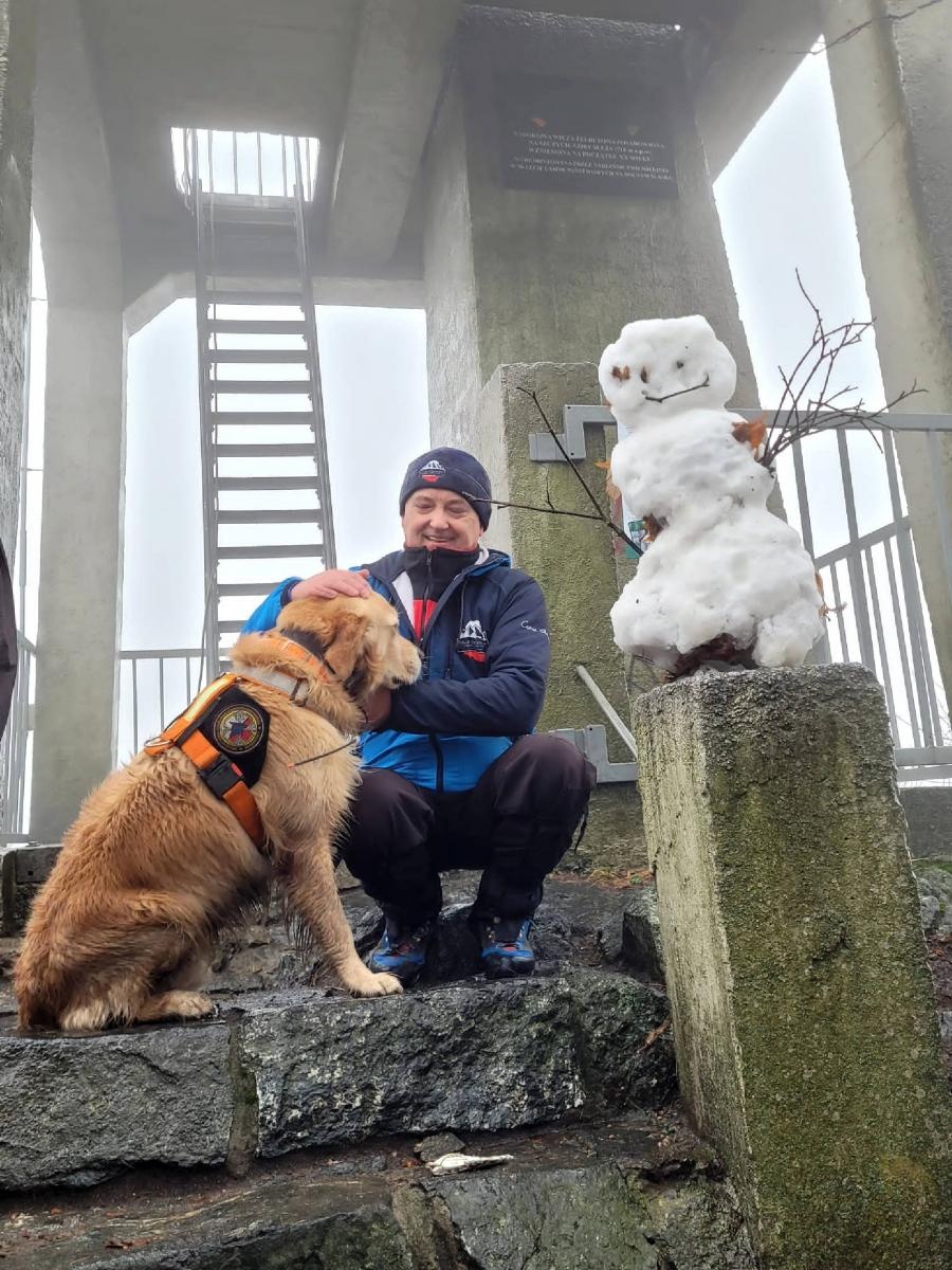 Zdjęcie w galerii na portalu naszraciborz.pl: Raciborska ekipa wybrała się na Ślężę wiadomości z regionu