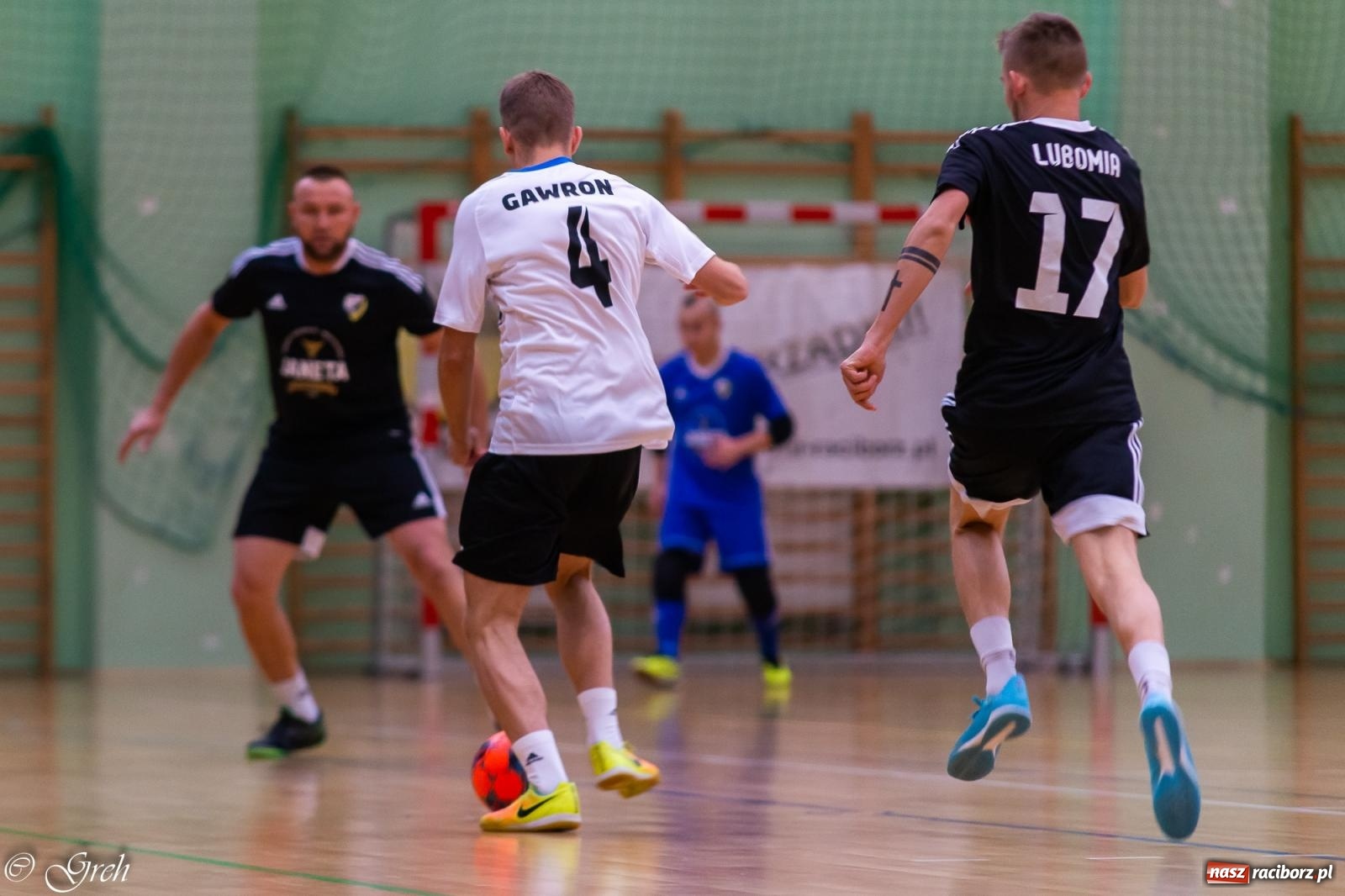 Zdjęcie w galerii na portalu naszraciborz.pl: Goli i emocji co niemiara. Niedziela w HLPN [FOTO i WIDEO] wiadomości z regionu