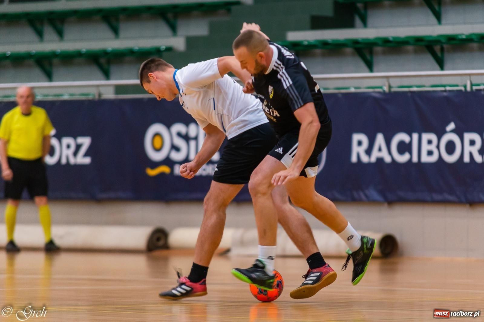 Zdjęcie w galerii na portalu naszraciborz.pl: Goli i emocji co niemiara. Niedziela w HLPN [FOTO i WIDEO] wiadomości z regionu