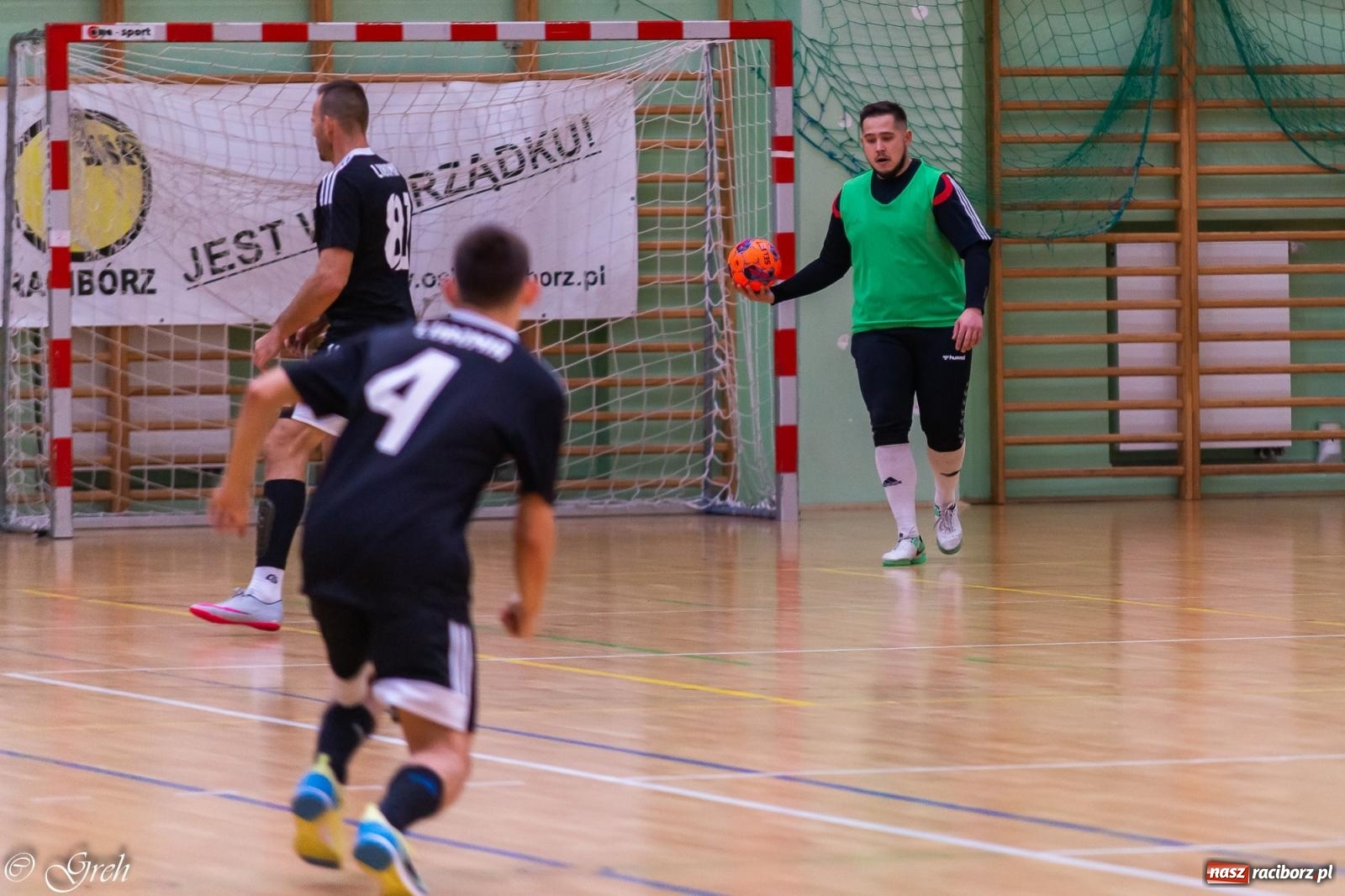 Zdjęcie w galerii na portalu naszraciborz.pl: Goli i emocji co niemiara. Niedziela w HLPN [FOTO i WIDEO] wiadomości z regionu