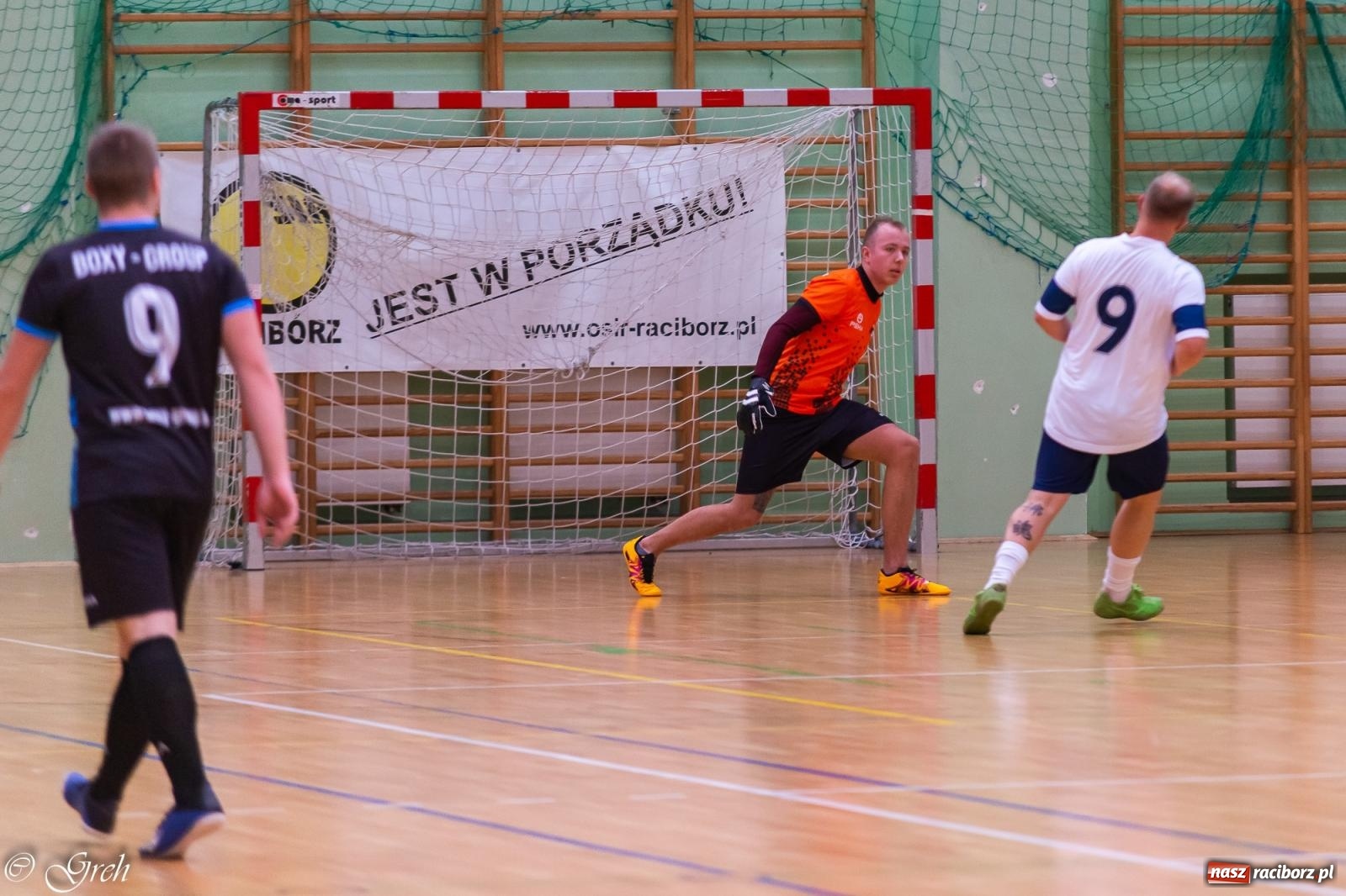 Zdjęcie w galerii na portalu naszraciborz.pl: Goli i emocji co niemiara. Niedziela w HLPN [FOTO i WIDEO] wiadomości z regionu