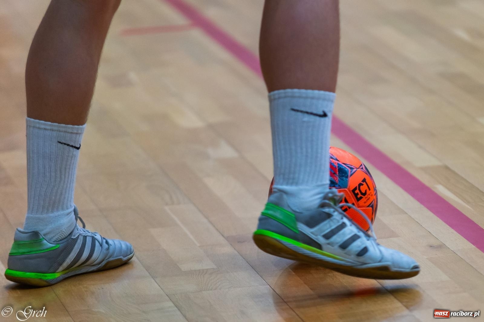 Zdjęcie w galerii na portalu naszraciborz.pl: Goli i emocji co niemiara. Niedziela w HLPN [FOTO i WIDEO] wiadomości z regionu