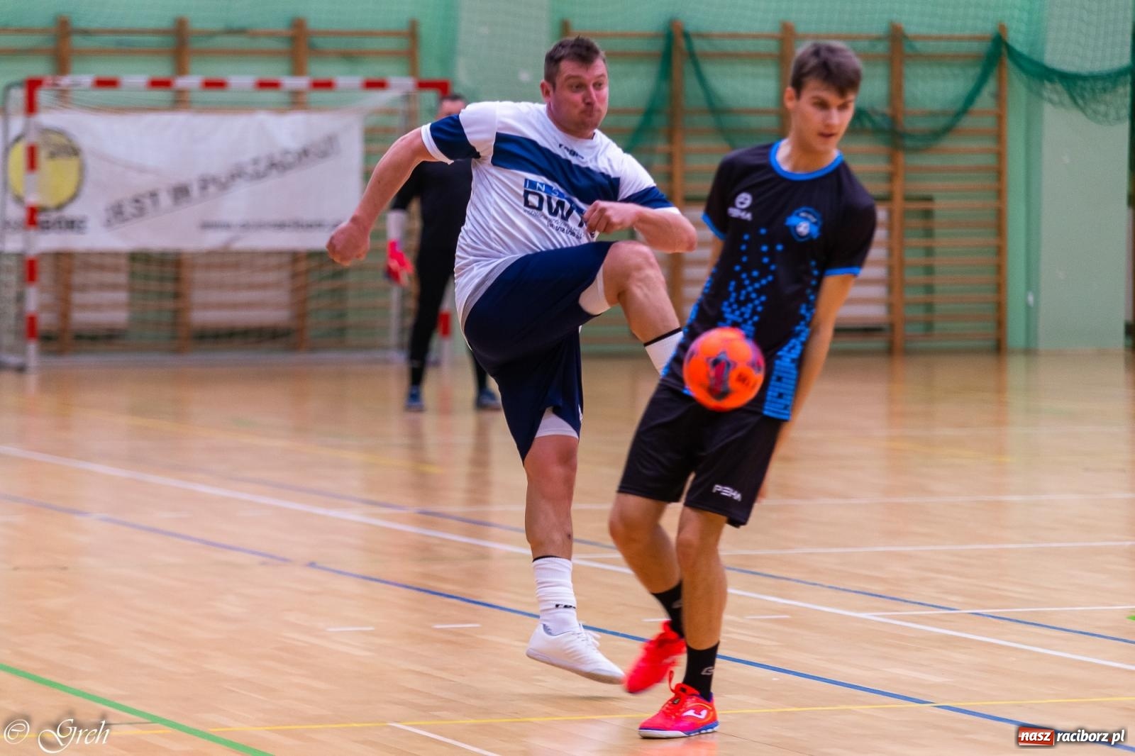 Zdjęcie w galerii na portalu naszraciborz.pl: Goli i emocji co niemiara. Niedziela w HLPN [FOTO i WIDEO] wiadomości z regionu