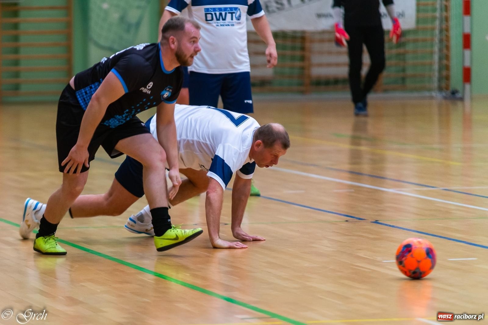 Zdjęcie w galerii na portalu naszraciborz.pl: Goli i emocji co niemiara. Niedziela w HLPN [FOTO i WIDEO] wiadomości z regionu