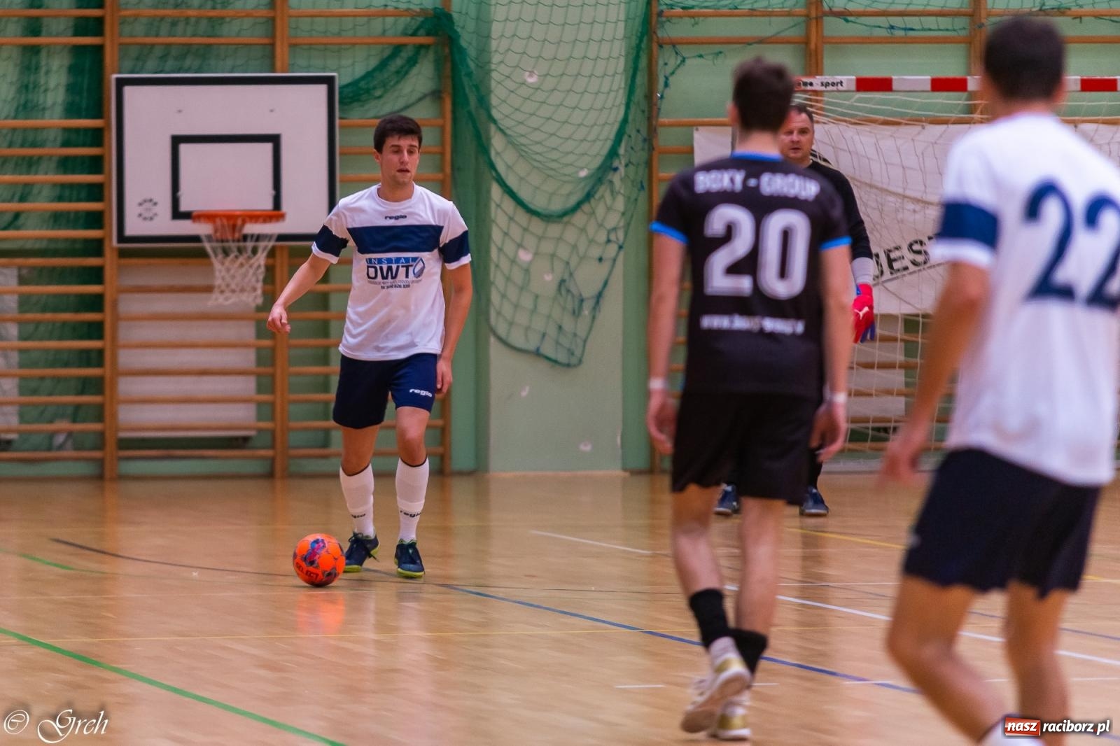 Zdjęcie w galerii na portalu naszraciborz.pl: Goli i emocji co niemiara. Niedziela w HLPN [FOTO i WIDEO] wiadomości z regionu