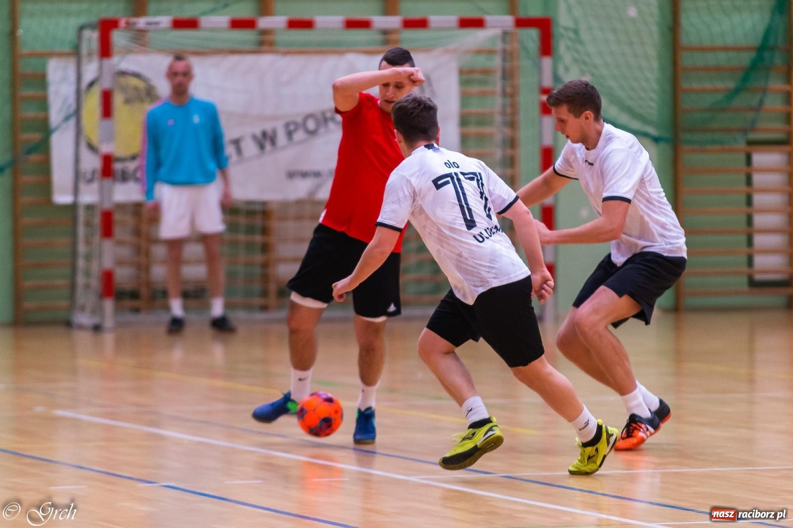 Zdjęcie w galerii na portalu naszraciborz.pl: Goli i emocji co niemiara. Niedziela w HLPN [FOTO i WIDEO] wiadomości z regionu