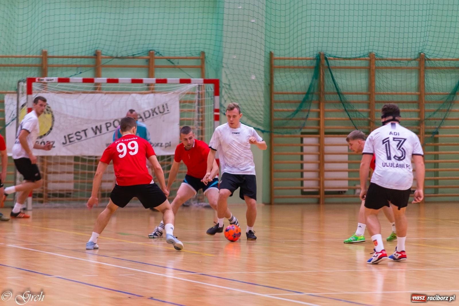 Zdjęcie w galerii na portalu naszraciborz.pl: Goli i emocji co niemiara. Niedziela w HLPN [FOTO i WIDEO] wiadomości z regionu