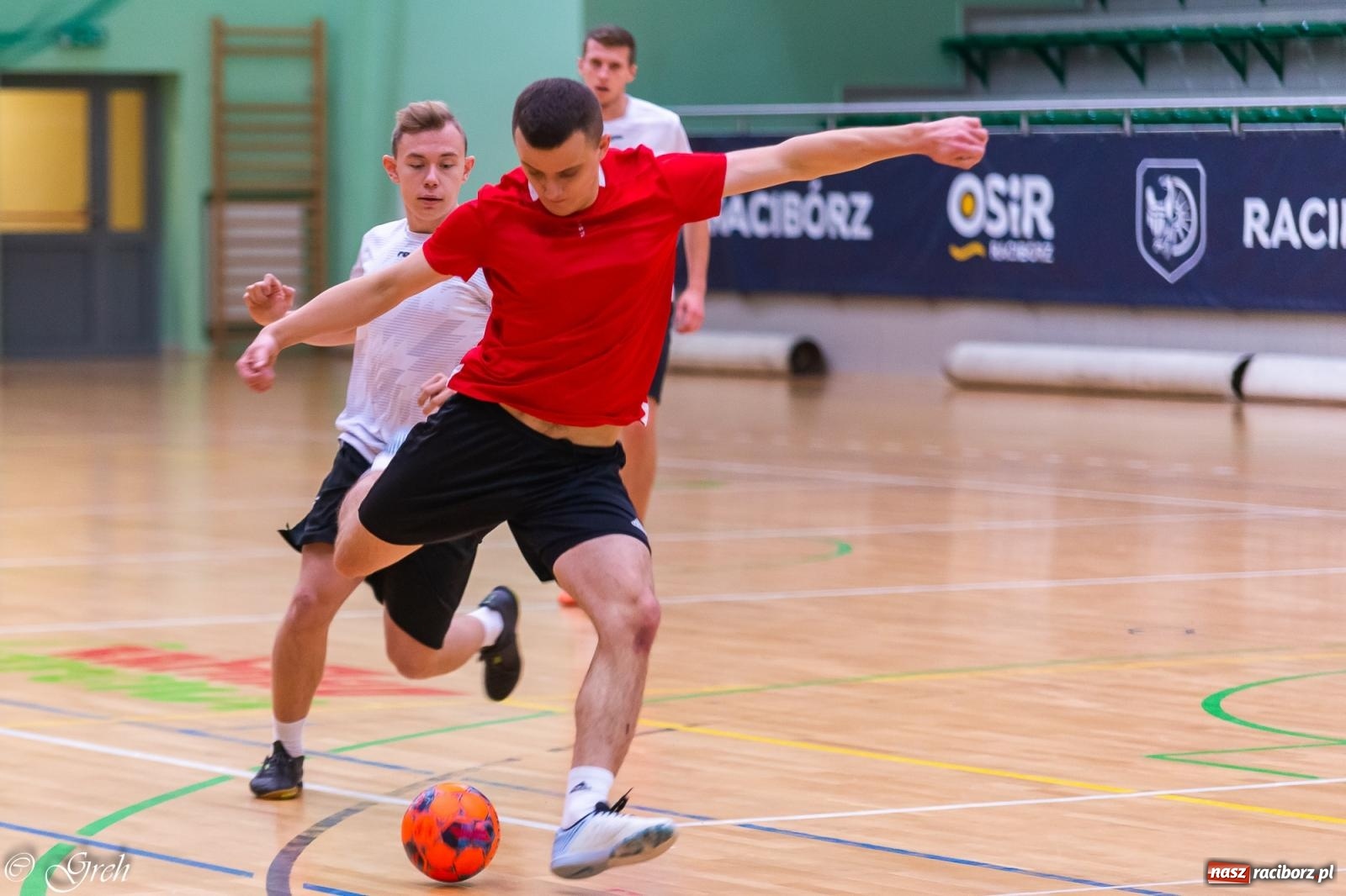 Zdjęcie w galerii na portalu naszraciborz.pl: Goli i emocji co niemiara. Niedziela w HLPN [FOTO i WIDEO] wiadomości z regionu