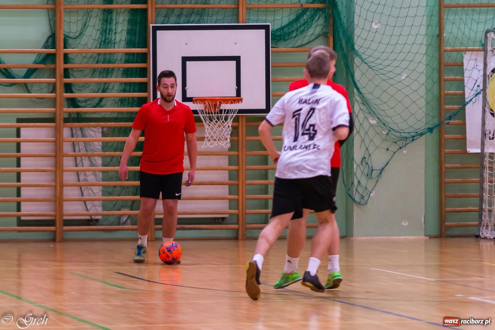 Zdjęcie w galerii na portalu naszraciborz.pl: Goli i emocji co niemiara. Niedziela w HLPN [FOTO i WIDEO] wiadomości z regionu
