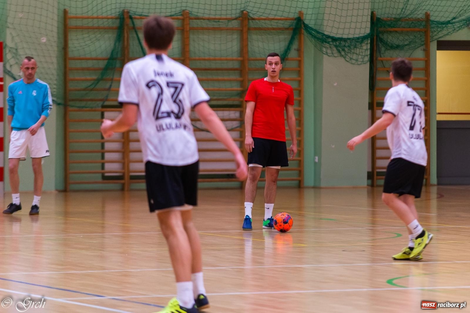 Zdjęcie w galerii na portalu naszraciborz.pl: Goli i emocji co niemiara. Niedziela w HLPN [FOTO i WIDEO] wiadomości z regionu