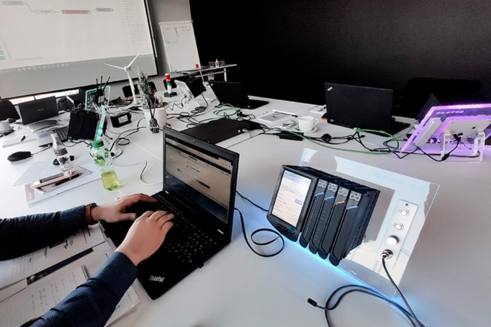 Zdjęcie w galerii na portalu naszraciborz.pl: PIVEXIN TECHNOLOGY Sp. z o. o. z siedzibą w Babicach poszukuje pracowników, trwa rekrutacja do Działu IT i Techniczno-produktowego wiadomości z regionu