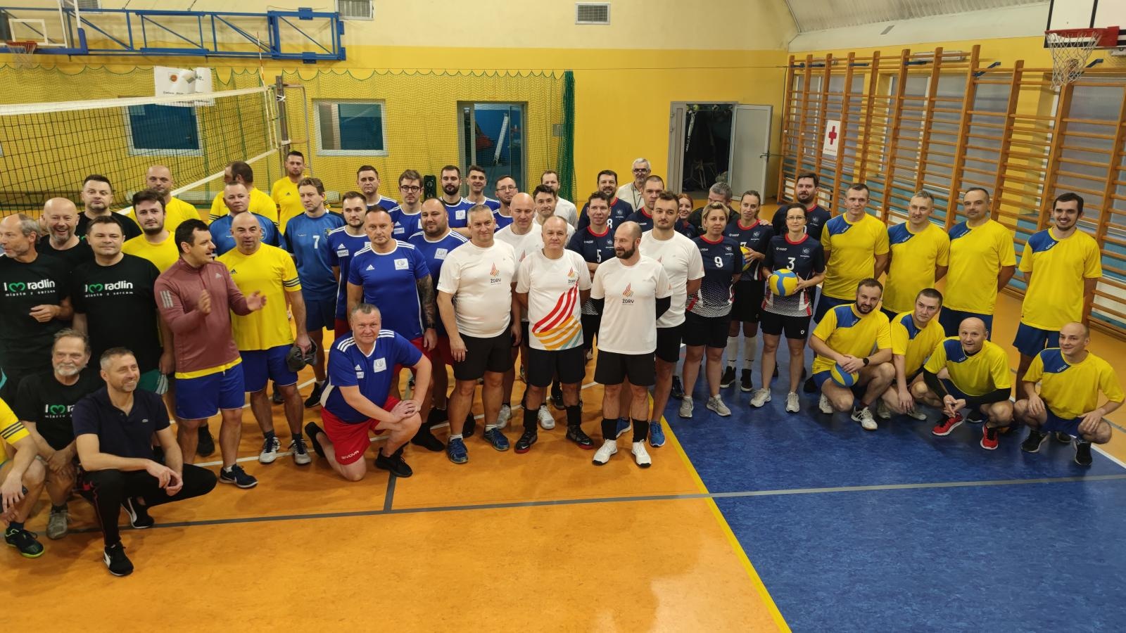 Zdjęcie w galerii na portalu naszraciborz.pl: Samorządowcy Miasta Racibórz z turniejowym zwycięstwem wiadomości z regionu