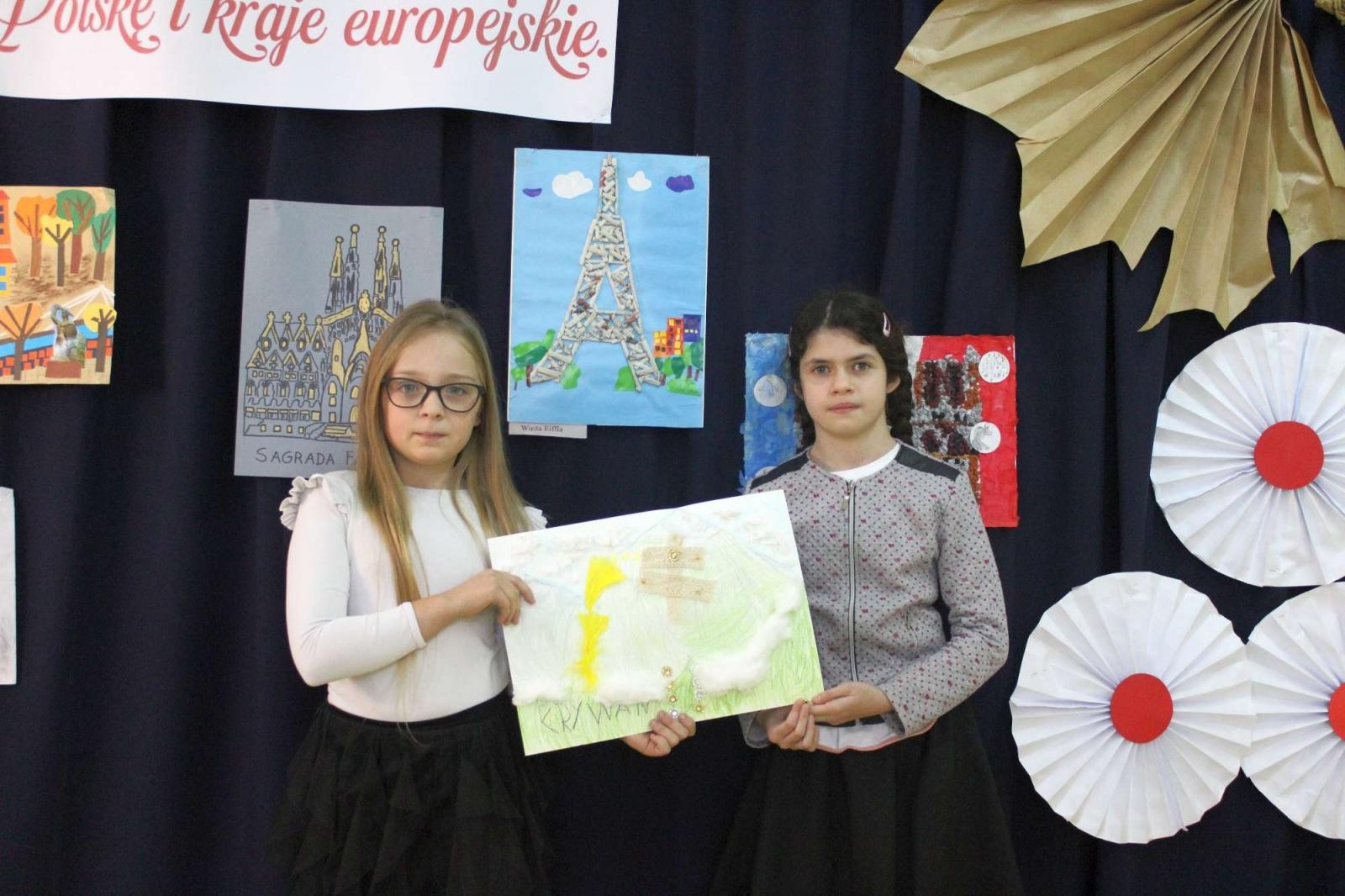 Zdjęcie w galerii na portalu naszraciborz.pl: Jestem Europejczykiem. Konkurs w Rudniku wiadomości z regionu