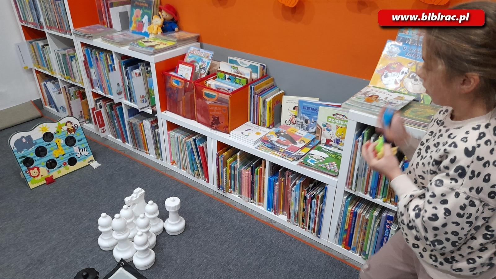 Zdjęcie w galerii na portalu naszraciborz.pl: Andrzejki na Ostrogu z planszówkami wiadomości z regionu