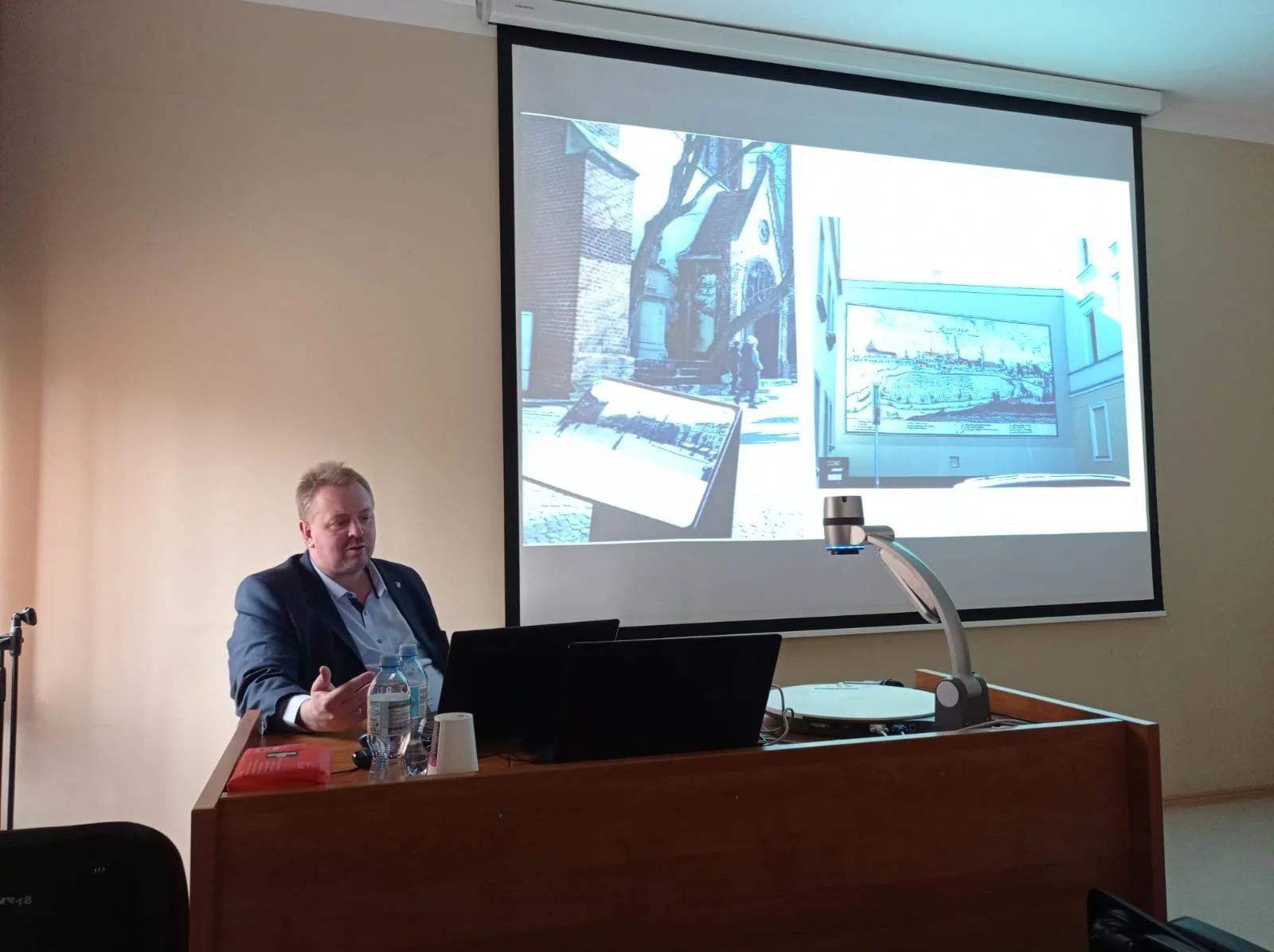 Zdjęcie w galerii na portalu naszraciborz.pl: Warsztaty architektoniczne w Akademii Nauk Stosowanych wiadomości z regionu