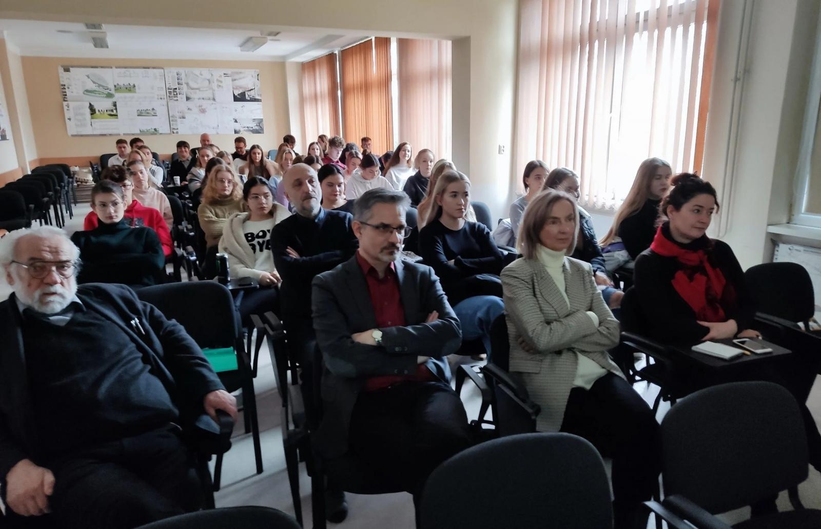 Zdjęcie w galerii na portalu naszraciborz.pl: Warsztaty architektoniczne w Akademii Nauk Stosowanych wiadomości z regionu