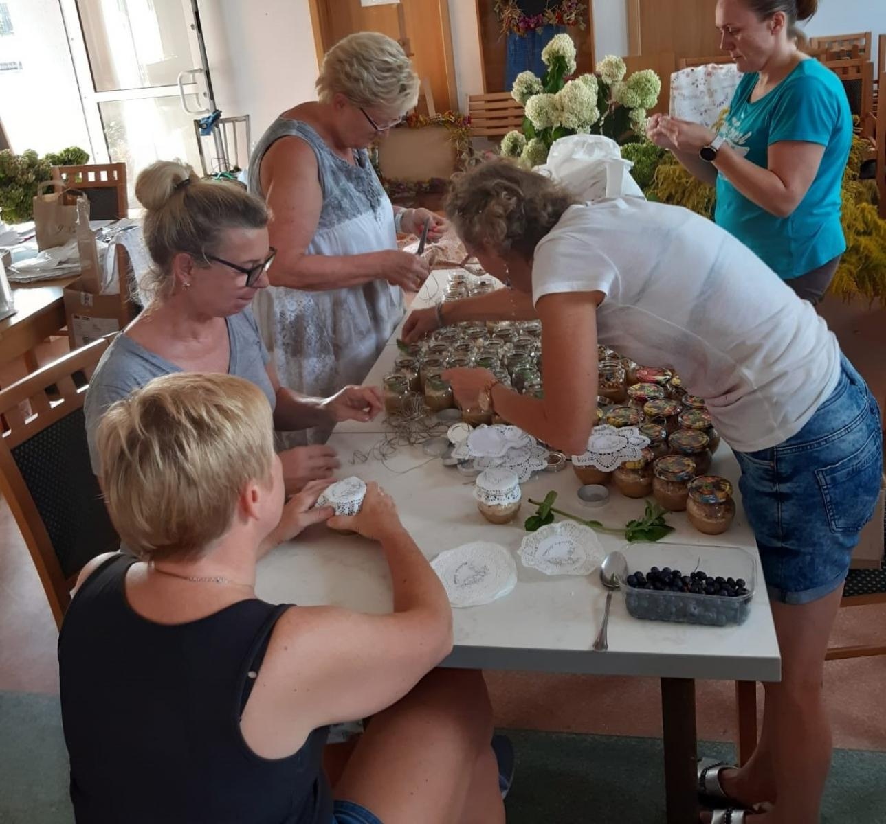 Zdjęcie w galerii na portalu naszraciborz.pl: Brawo! Rudnickie Jabłonki zdobyły 10 tysięcy złotych wiadomości z regionu