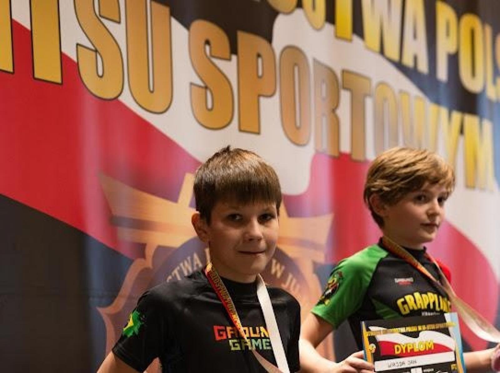 Zdjęcie w galerii na portalu naszraciborz.pl: Łamatorzy z medalami Mistrzostw Polski wiadomości z regionu