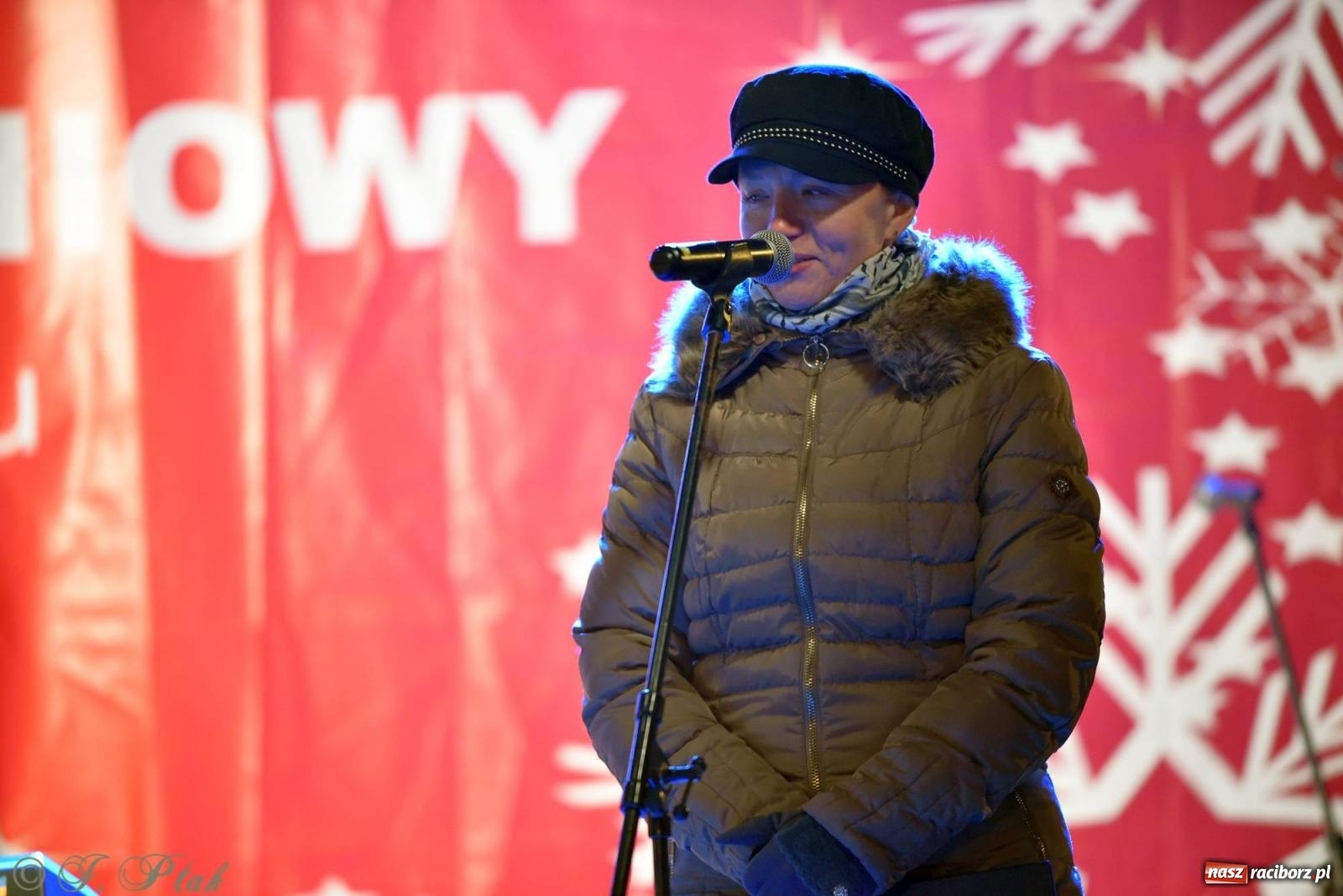 Zdjęcie w galerii na portalu naszraciborz.pl: Raciborski jarmark wieczorową porą [FOTO i WIDEO] wiadomości z regionu