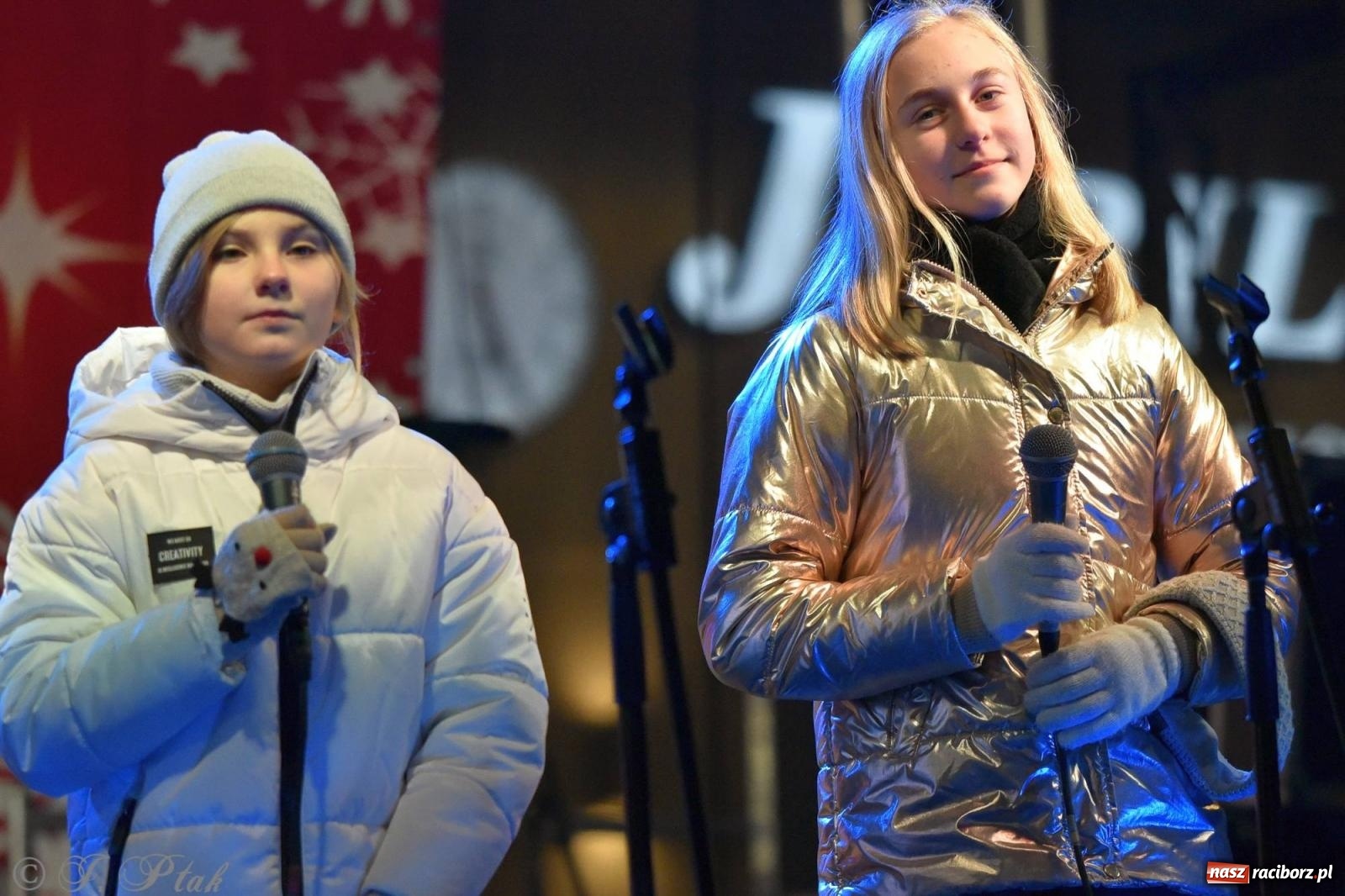 Zdjęcie w galerii na portalu naszraciborz.pl: Raciborski jarmark wieczorową porą [FOTO i WIDEO] wiadomości z regionu