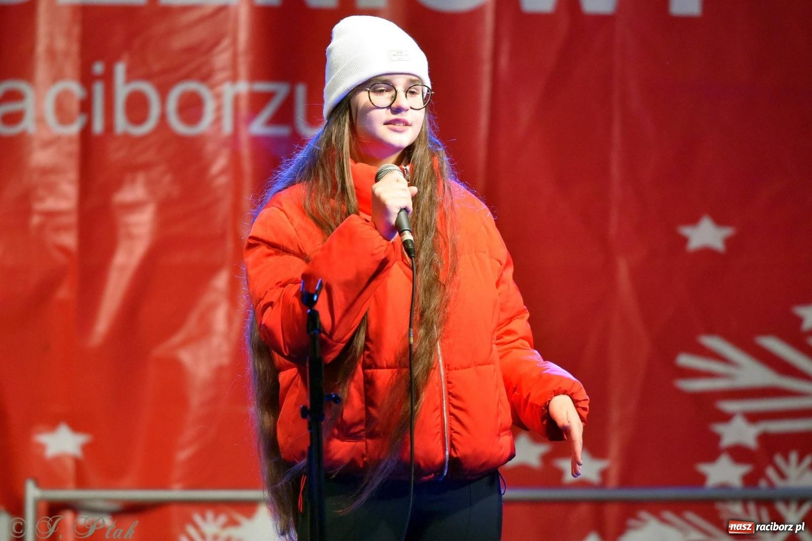 Zdjęcie w galerii na portalu naszraciborz.pl: Raciborski jarmark wieczorową porą [FOTO i WIDEO] wiadomości z regionu