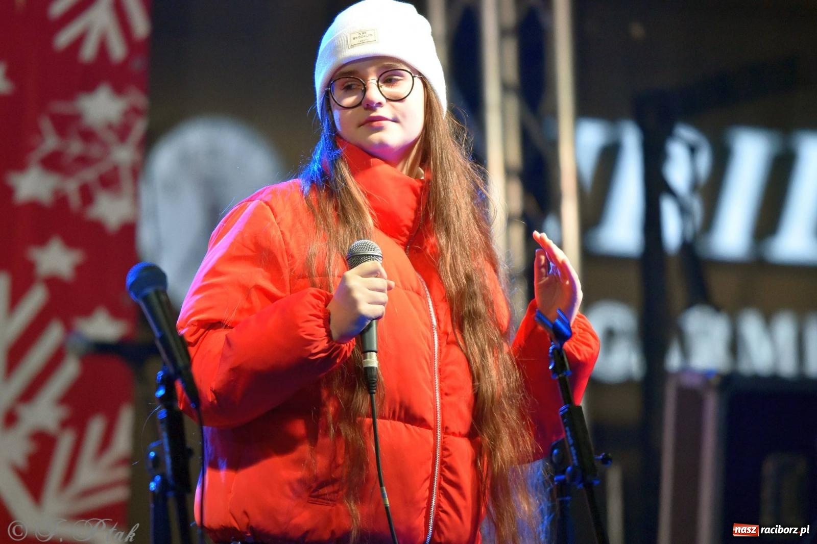 Zdjęcie w galerii na portalu naszraciborz.pl: Raciborski jarmark wieczorową porą [FOTO i WIDEO] wiadomości z regionu