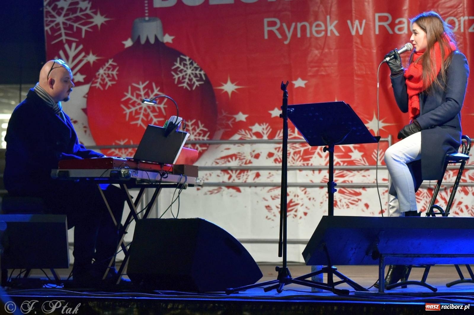 Zdjęcie w galerii na portalu naszraciborz.pl: Raciborski jarmark wieczorową porą [FOTO i WIDEO] wiadomości z regionu