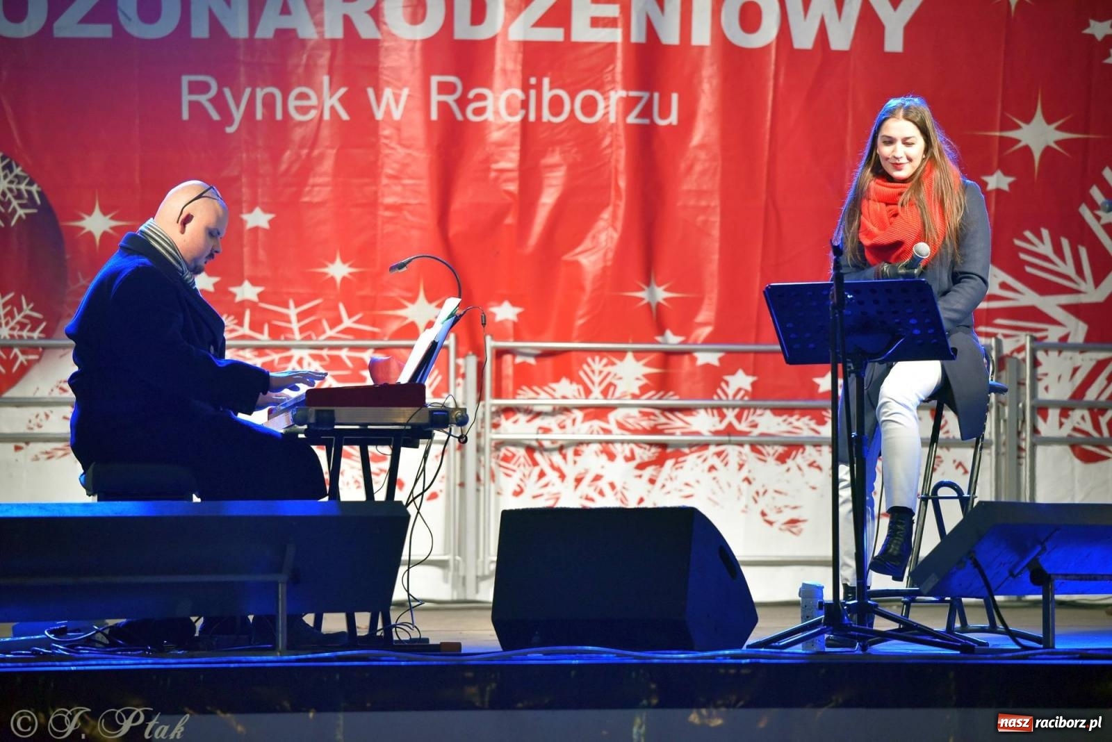 Zdjęcie w galerii na portalu naszraciborz.pl: Raciborski jarmark wieczorową porą [FOTO i WIDEO] wiadomości z regionu