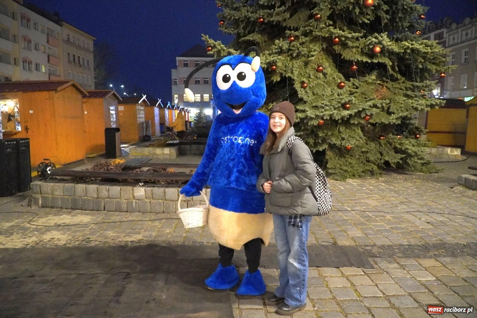 Zdjęcie w galerii na portalu naszraciborz.pl: Raciborski jarmark wieczorową porą [FOTO i WIDEO] wiadomości z regionu