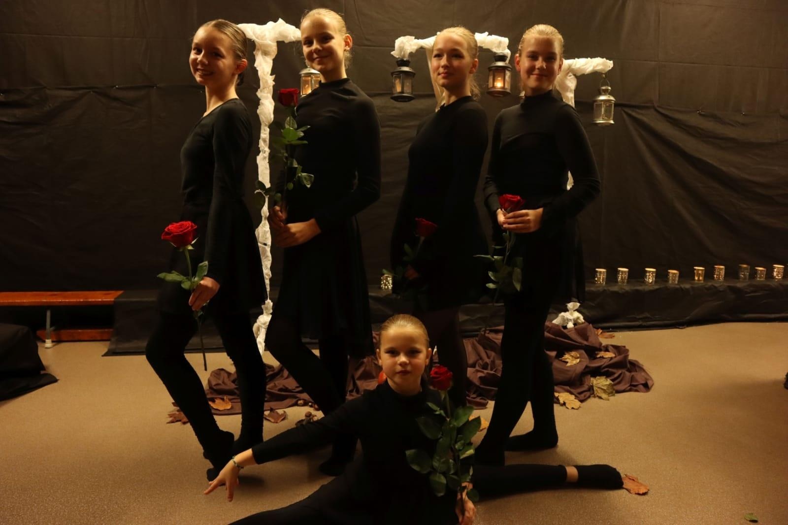 Zdjęcie w galerii na portalu naszraciborz.pl: Wieczór poezji w szkole w Krzyżanowicach wiadomości z regionu