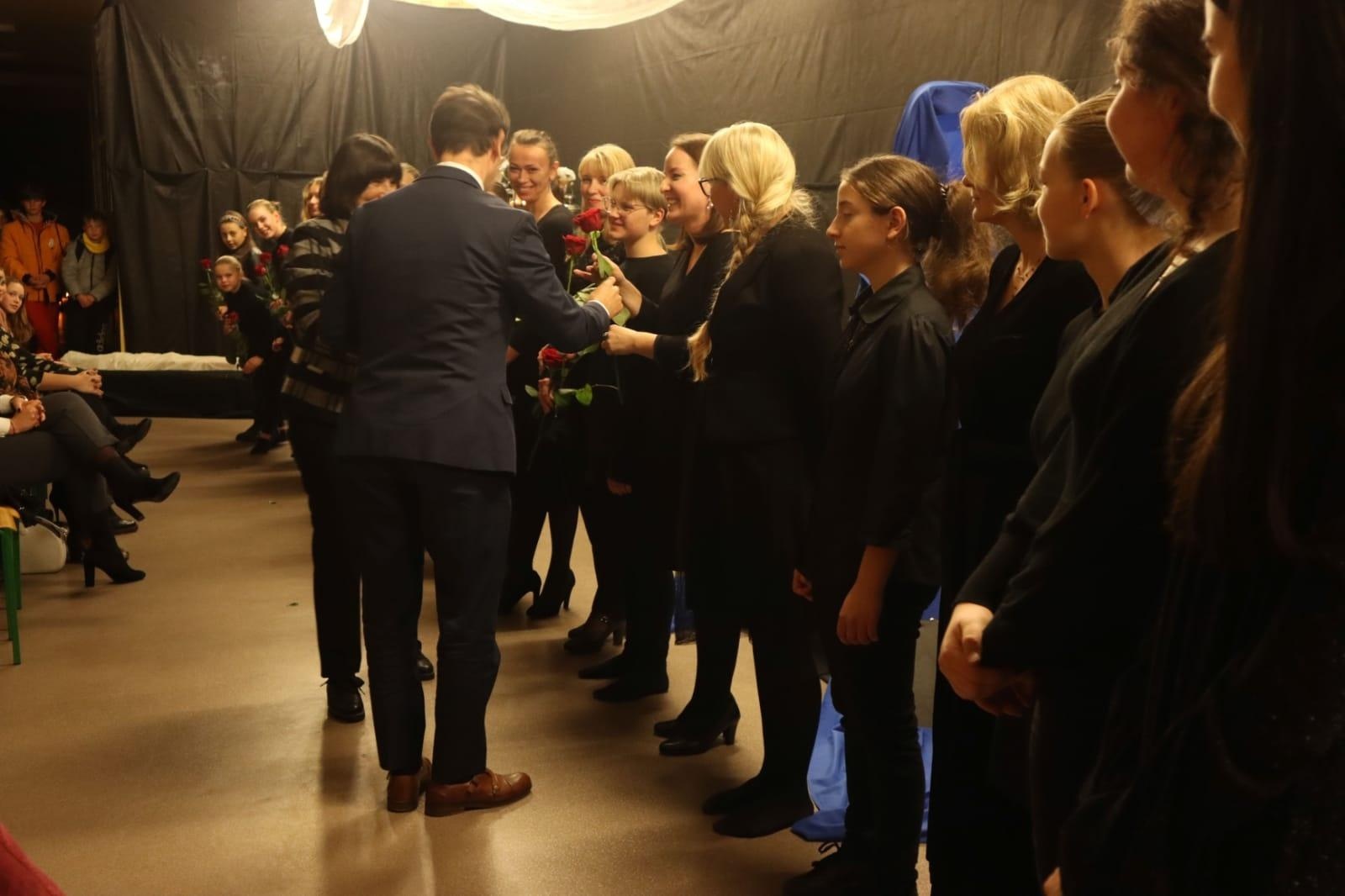 Zdjęcie w galerii na portalu naszraciborz.pl: Wieczór poezji w szkole w Krzyżanowicach wiadomości z regionu