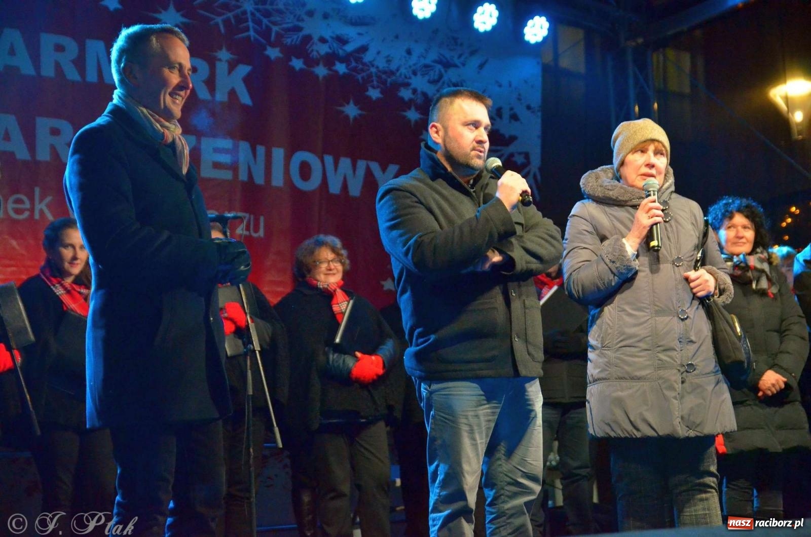 Zdjęcie w galerii na portalu naszraciborz.pl: Moczka od Jabłonek, karoca i rozświetlona choinka wiadomości z regionu