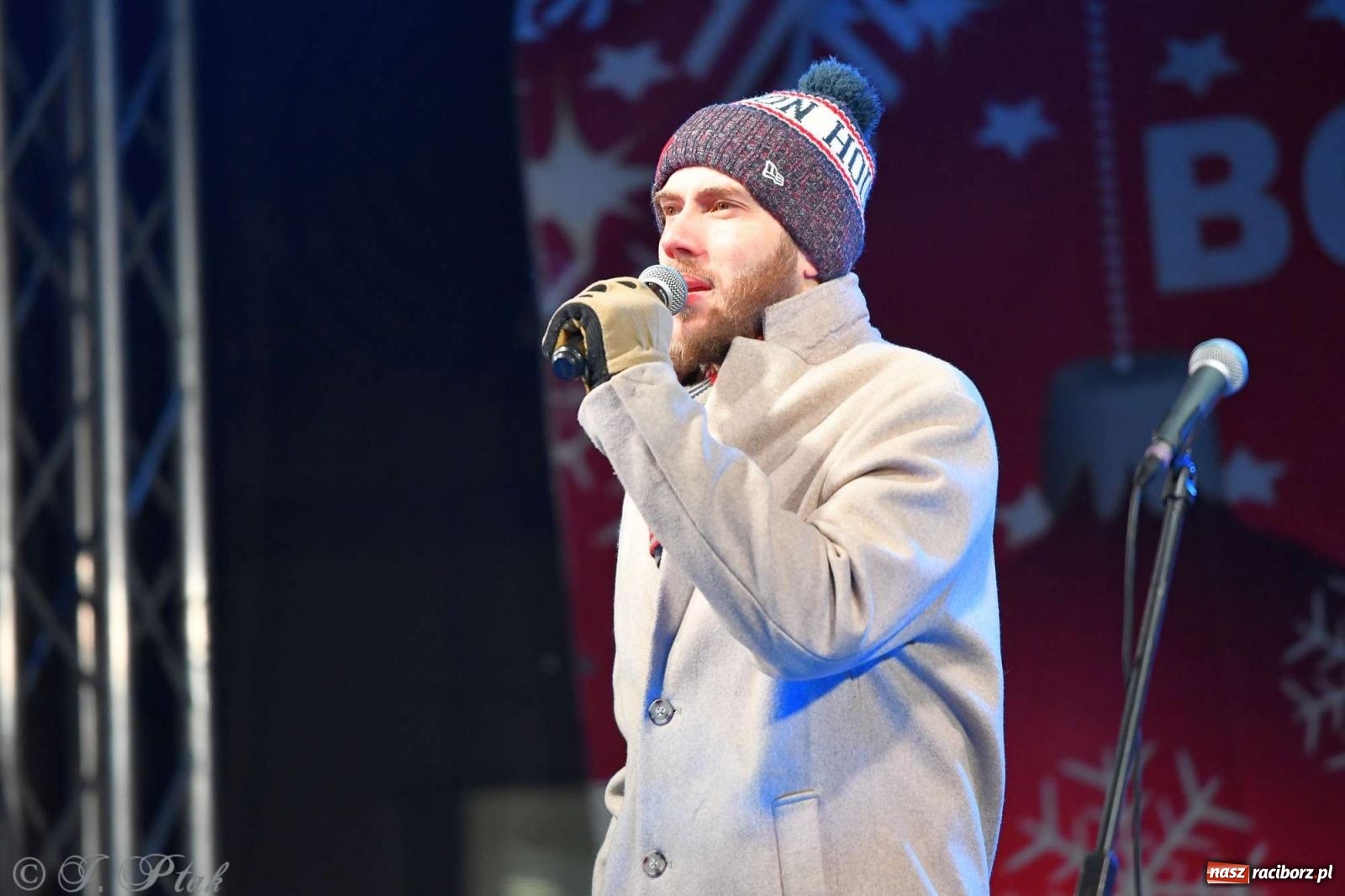 Zdjęcie w galerii na portalu naszraciborz.pl: Moczka od Jabłonek, karoca i rozświetlona choinka wiadomości z regionu