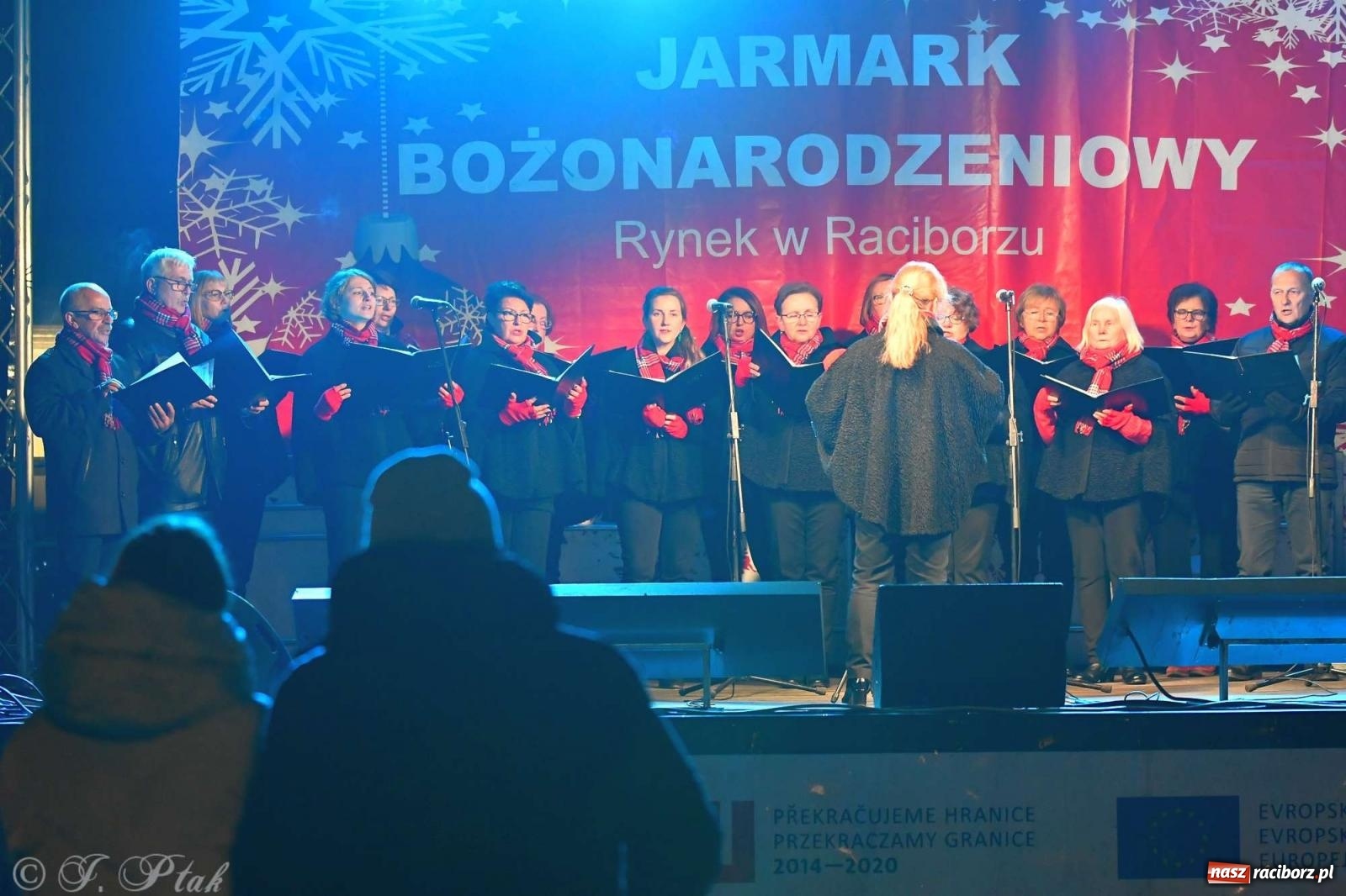 Zdjęcie w galerii na portalu naszraciborz.pl: Moczka od Jabłonek, karoca i rozświetlona choinka wiadomości z regionu
